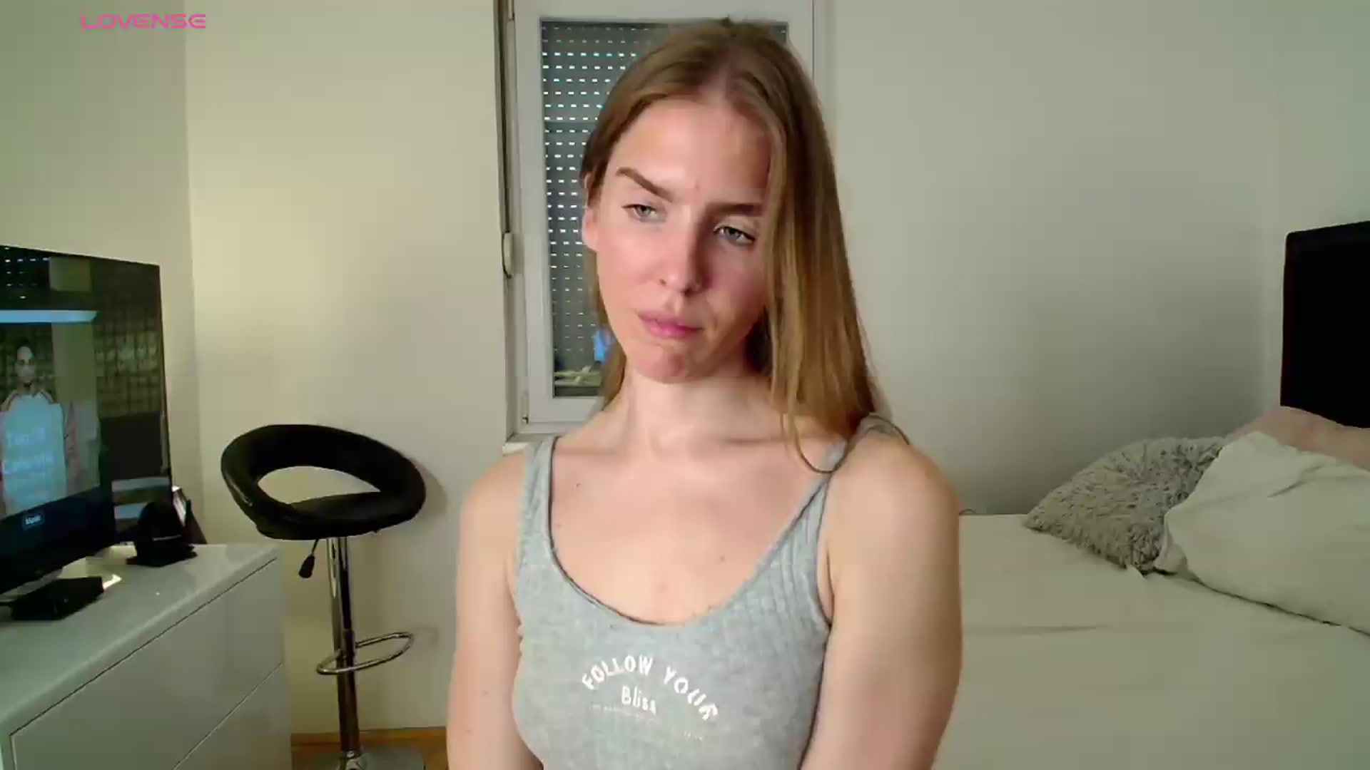 Gallery image thumbnail from BELLA_'s myfreecams stream on, 05/28/2026, 17:14 image 18 of 20