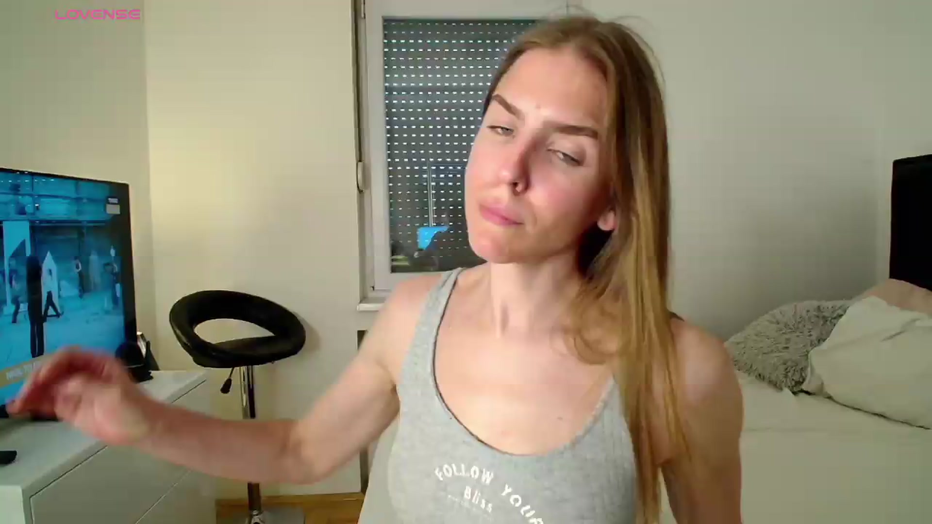 Gallery image thumbnail from BELLA_'s myfreecams stream on, 05/28/2026, 17:14 image 2 of 20