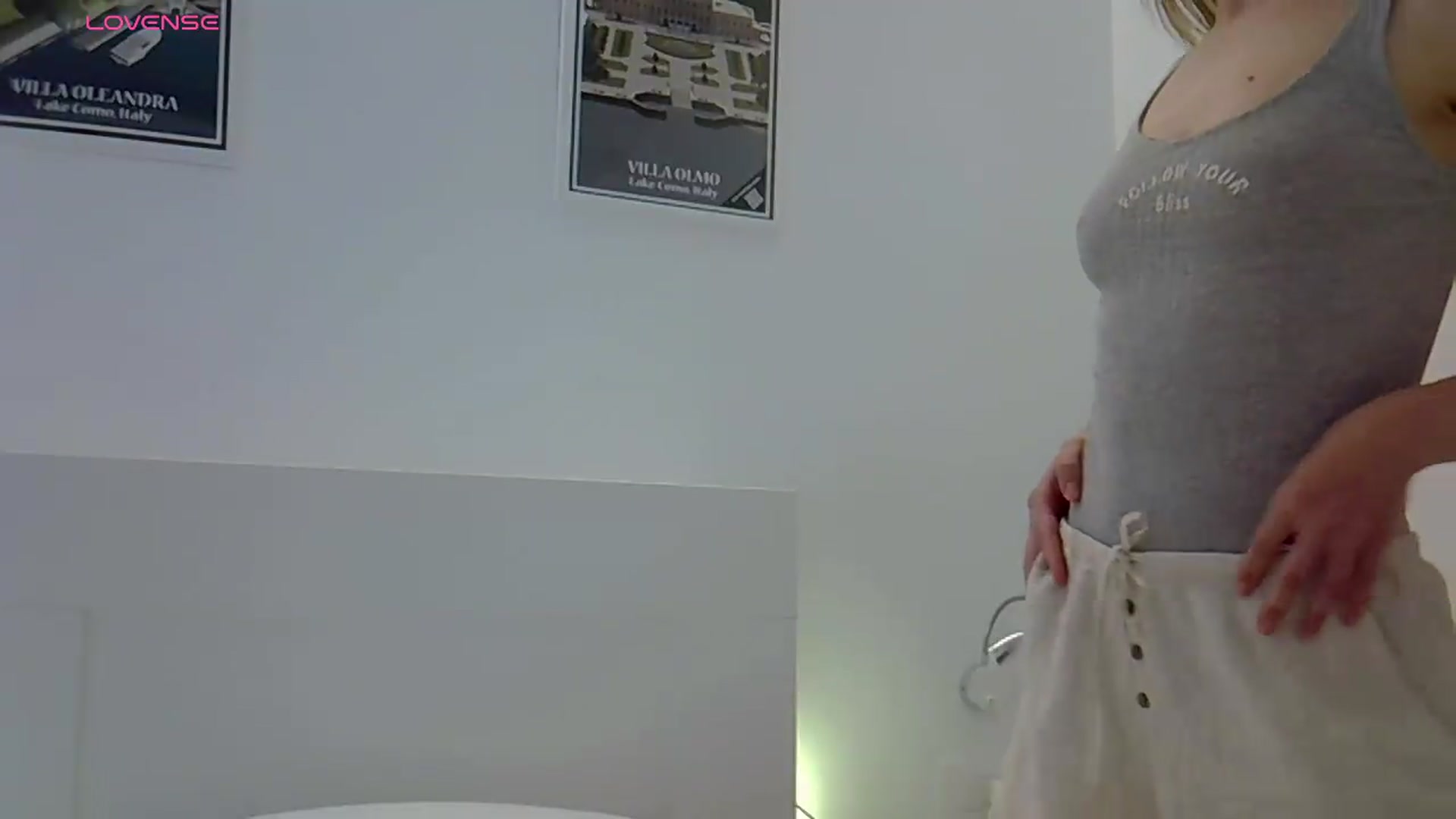 Gallery image thumbnail from BELLA_'s myfreecams stream on, 06/22/2026, 19:31 image 8 of 20