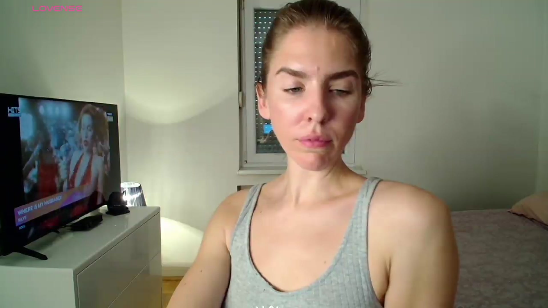 Gallery image thumbnail from BELLA_'s myfreecams stream on, 08/06/2026, 16:52 image 15 of 20