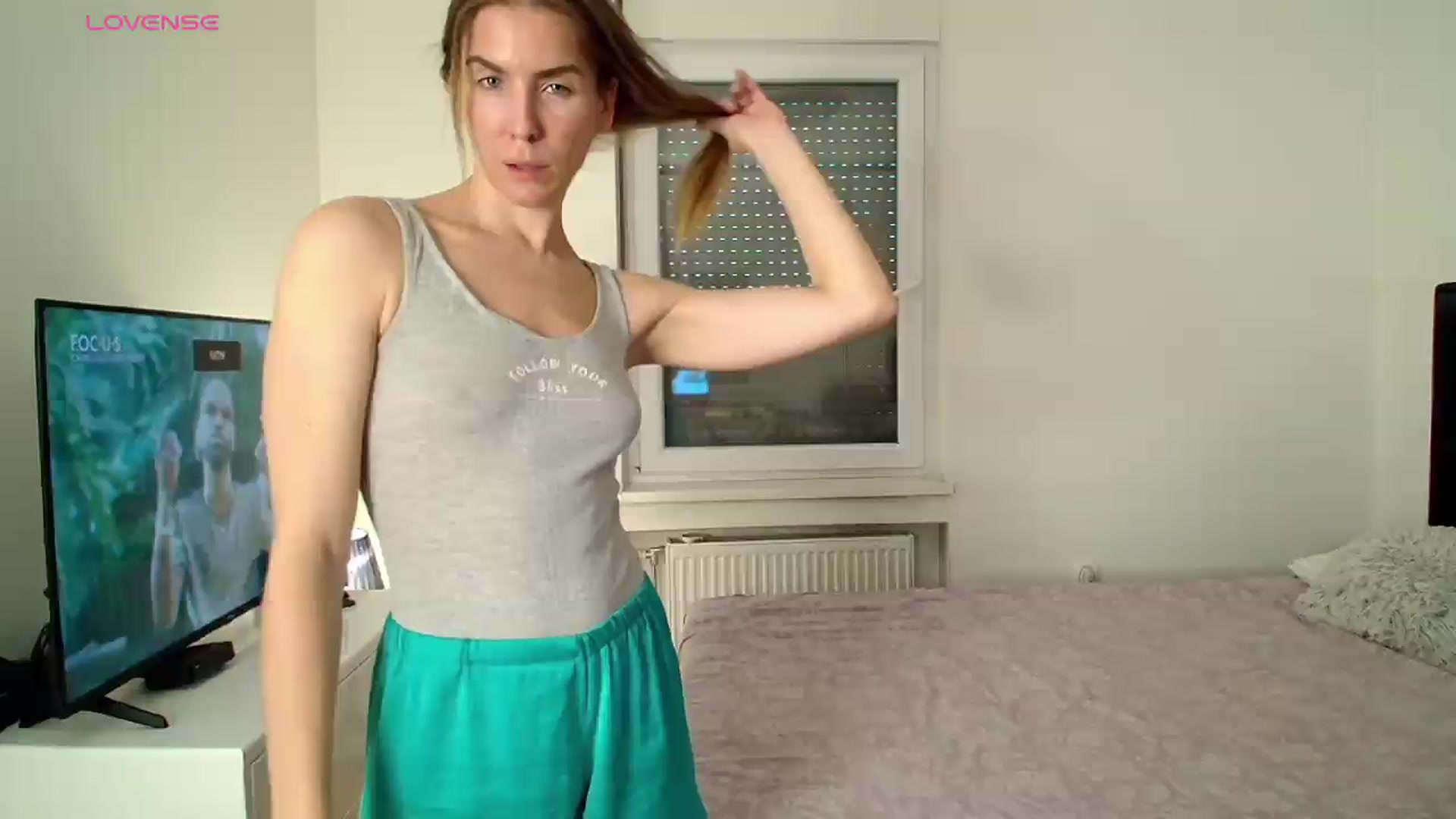 Gallery image thumbnail from BELLA_'s myfreecams stream on, 08/12/2026, 18:02 image 16 of 20