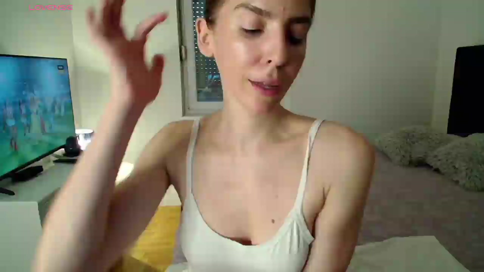 Gallery image thumbnail from BELLA_'s myfreecams stream on, 09/01/2026, 16:50 image 10 of 20