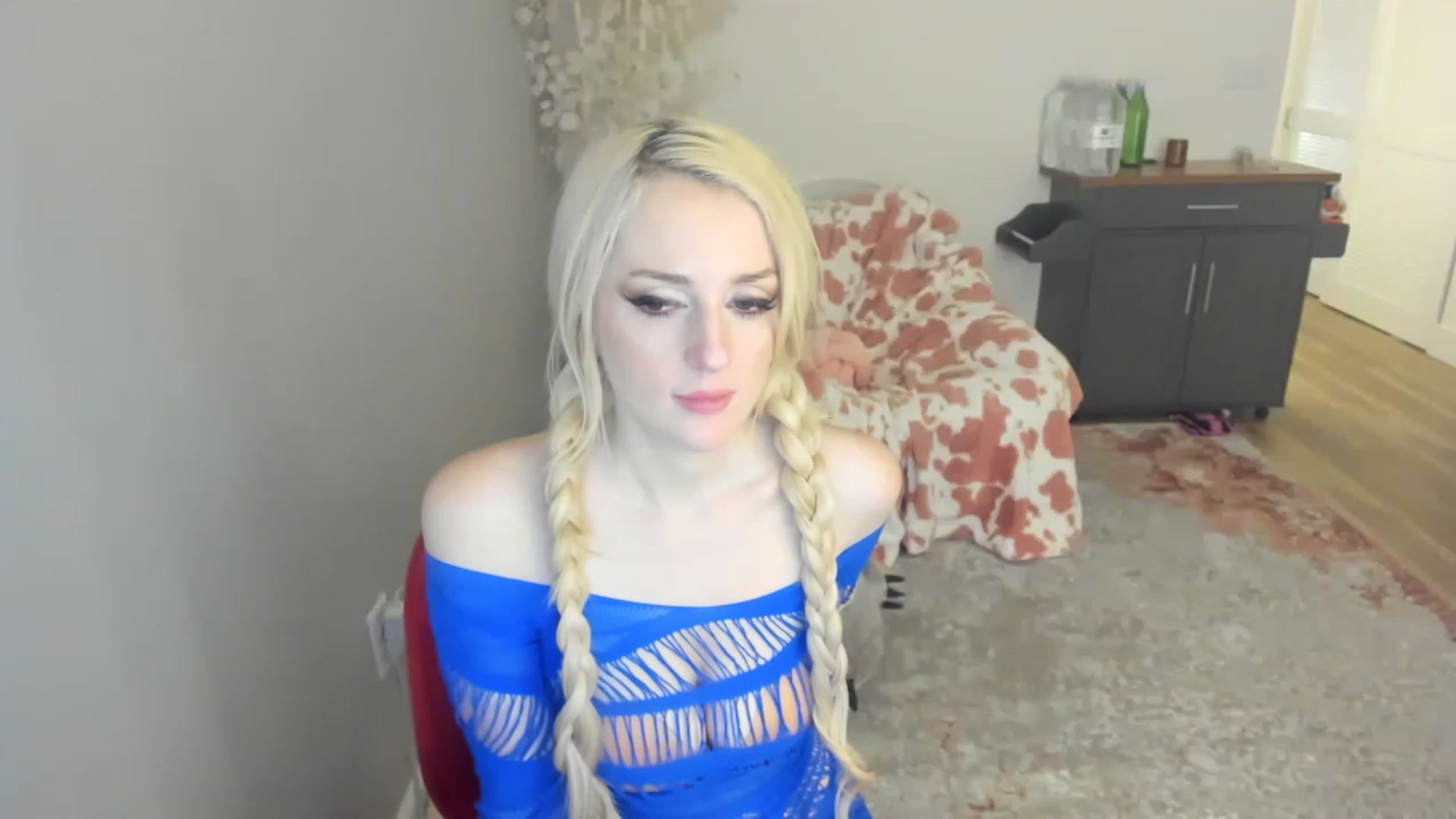 Gallery image thumbnail from BIG_COCKcuck's myfreecams stream on, 12/27/2022, 07:53 image 1 of 20