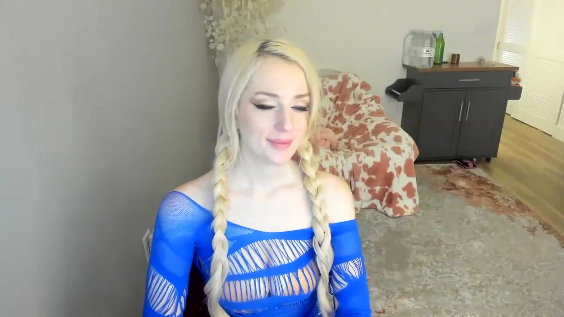 Gallery image thumbnail from BIG_COCKcuck's myfreecams stream on, 12/27/2022, 07:53 image 4 of 20