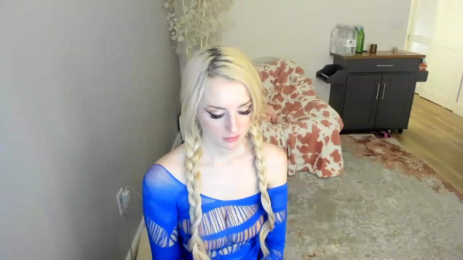 Gallery image thumbnail from BIG_COCKcuck's myfreecams stream on, 12/27/2022, 12:22 image 5 of 20