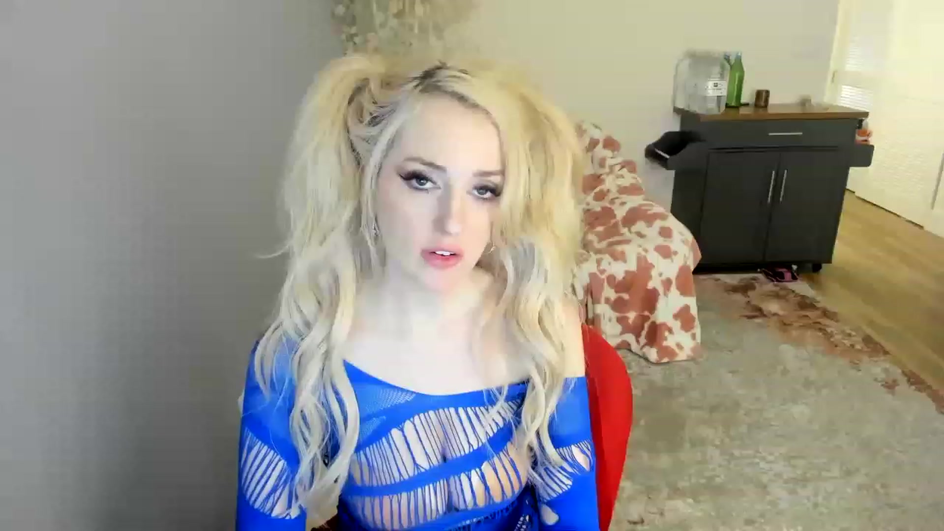Gallery image thumbnail from BIG_COCKcuck's myfreecams stream on, 12/27/2022, 12:22 image 14 of 20