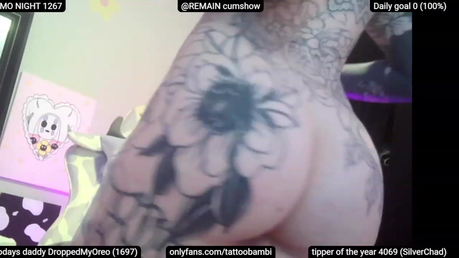 Gallery image thumbnail from BIRTHDAYBAMBI's myfreecams stream on, 06/19/2023, 04:49 image 14 of 20