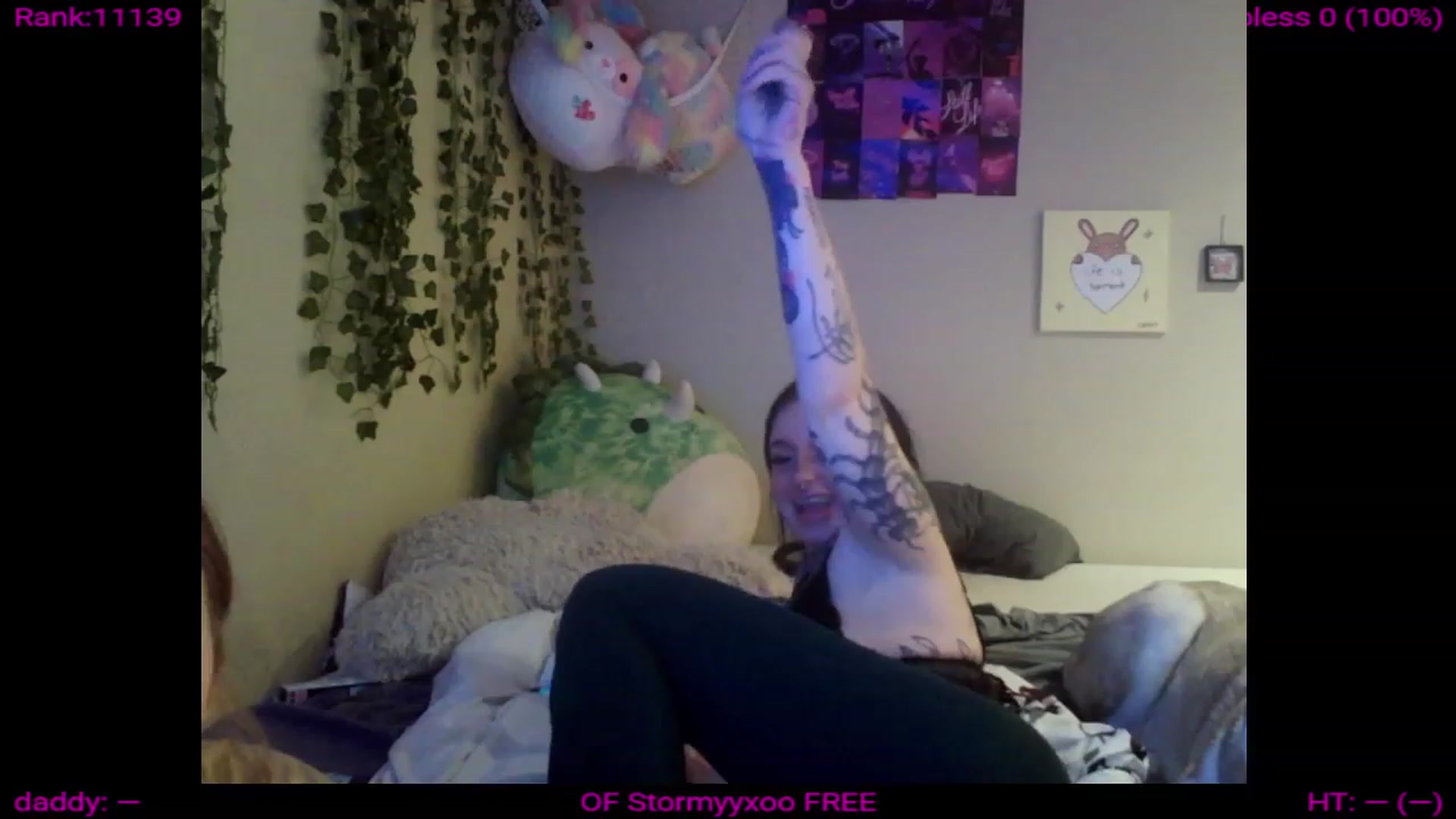 Gallery image thumbnail from BIRTHDAYBAMBI's myfreecams stream on, 06/23/2023, 08:32 image 4 of 20