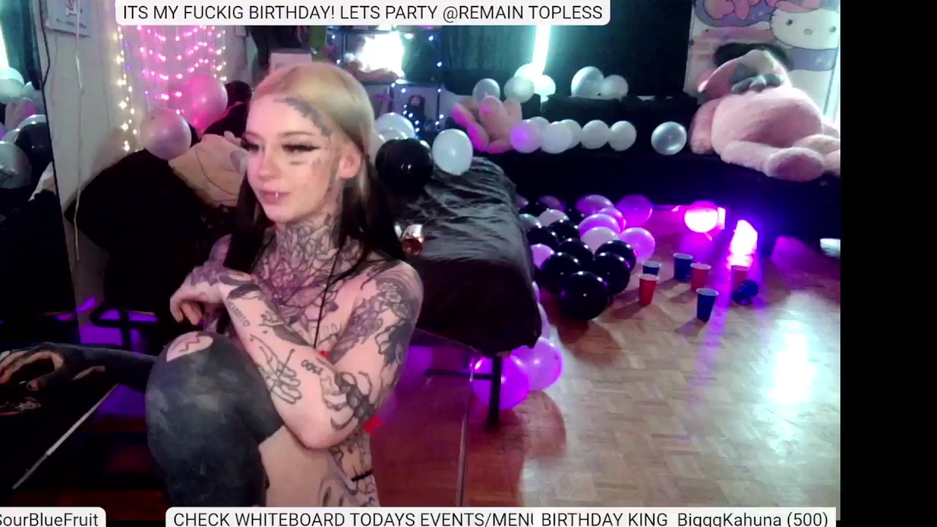 Gallery image thumbnail from BIRTHDAYBAMBI's myfreecams stream on, 06/21/2024, 22:24 image 8 of 20