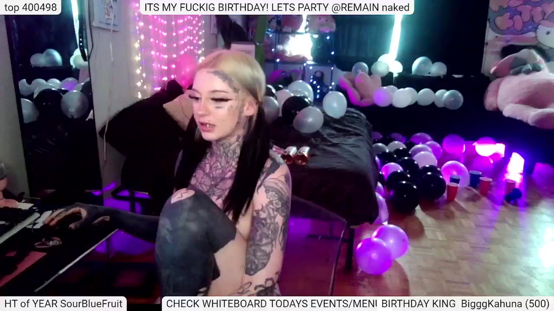 Gallery image thumbnail from BIRTHDAYBAMBI's myfreecams stream on, 06/21/2024, 22:24 image 16 of 20