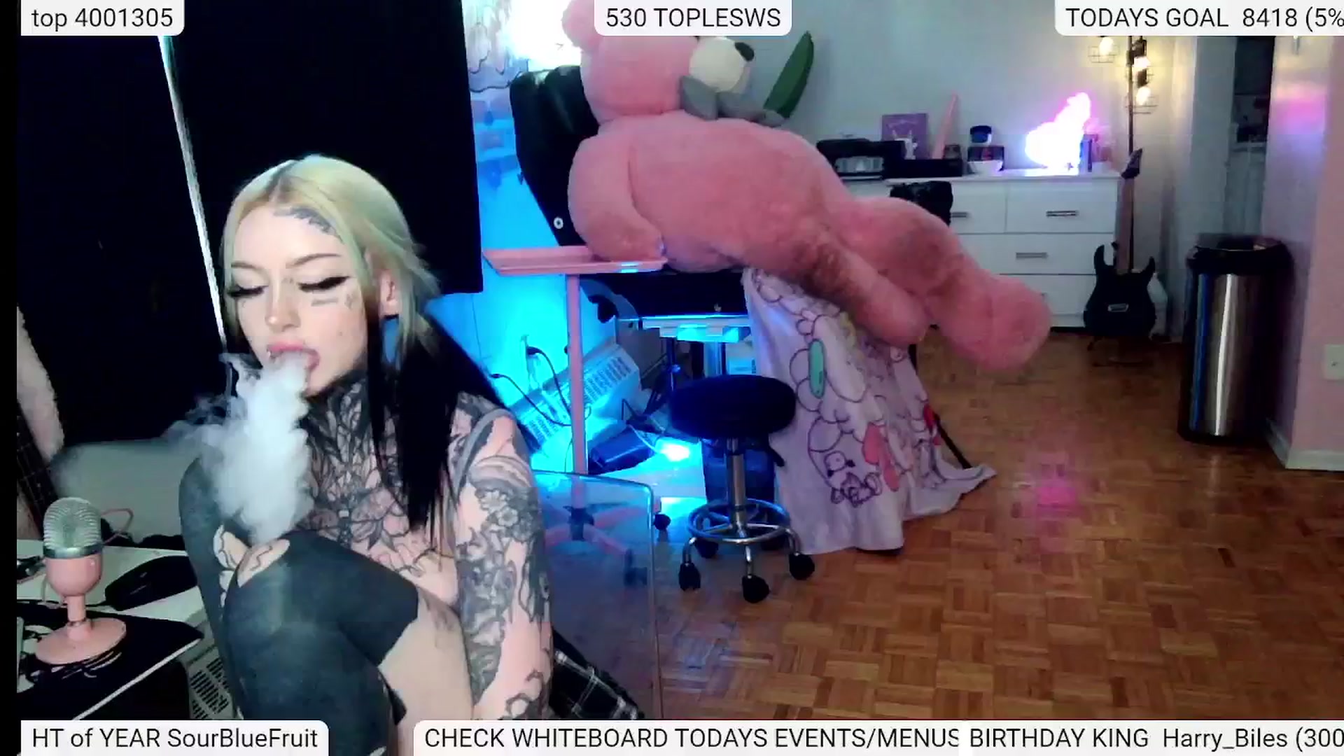 Gallery image thumbnail from BIRTHDAYBAMBI's myfreecams stream on, 07/01/2024, 21:47 image 13 of 20