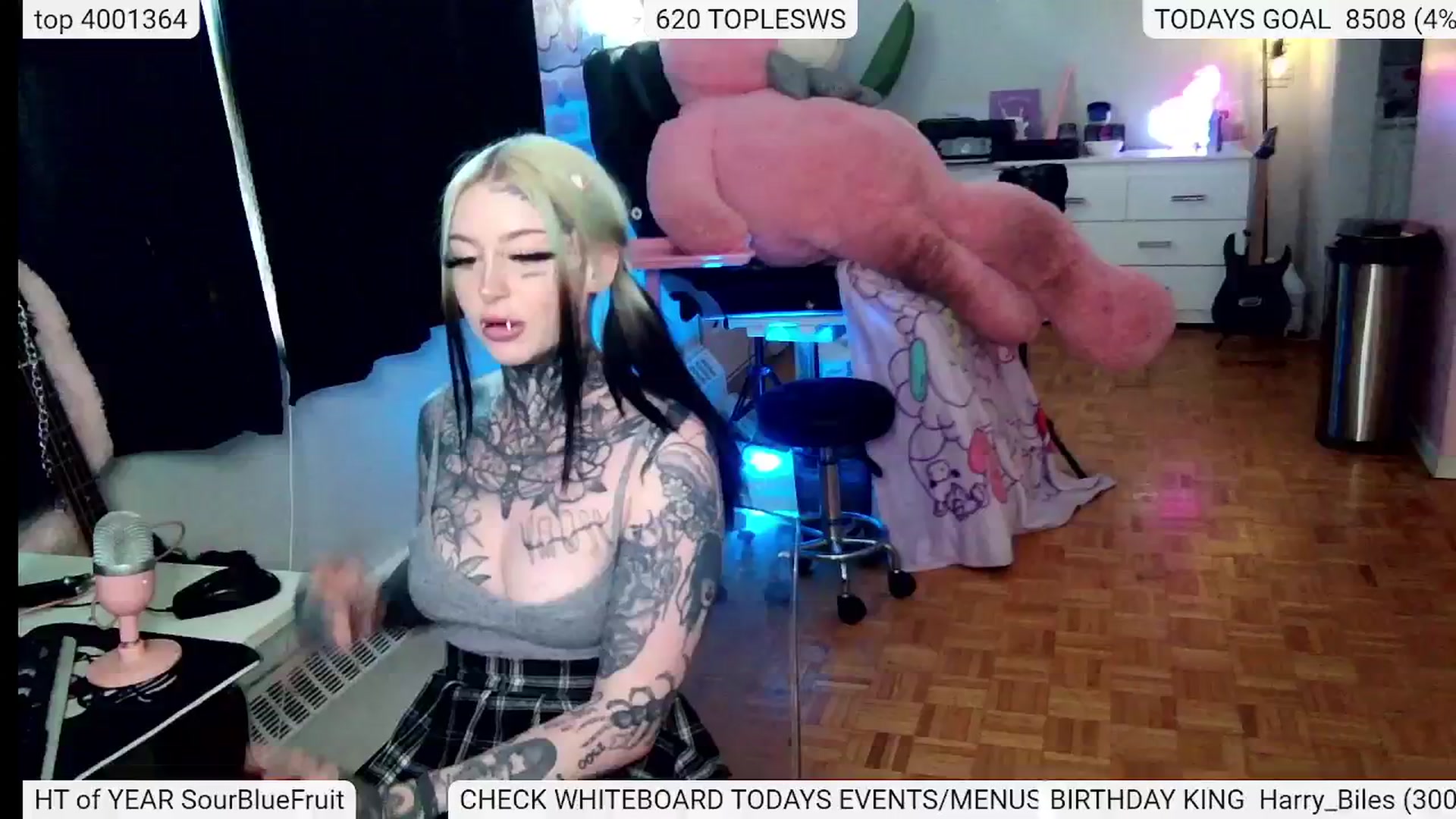 Gallery image thumbnail from BIRTHDAYBAMBI's myfreecams stream on, 07/01/2024, 21:47 image 8 of 20