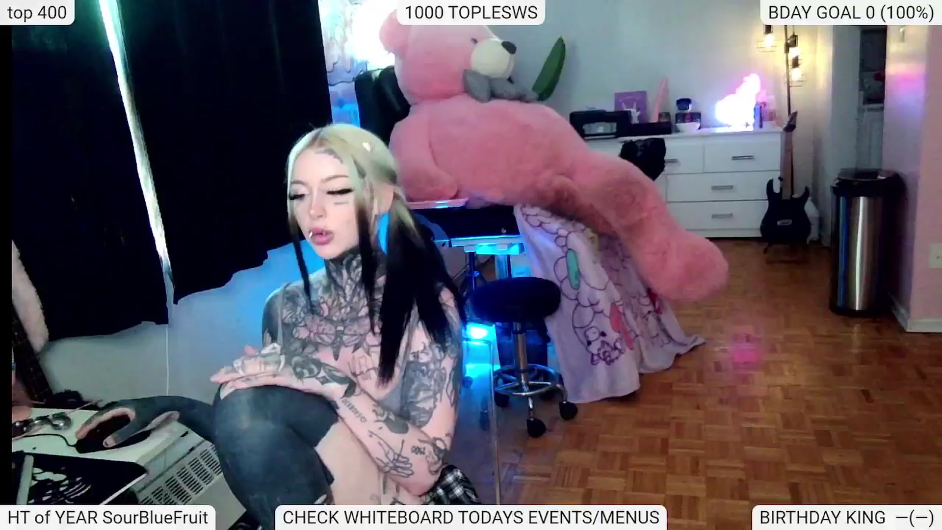 Gallery image thumbnail from BIRTHDAYBAMBI's myfreecams stream on, 07/01/2024, 21:47 image 1 of 20
