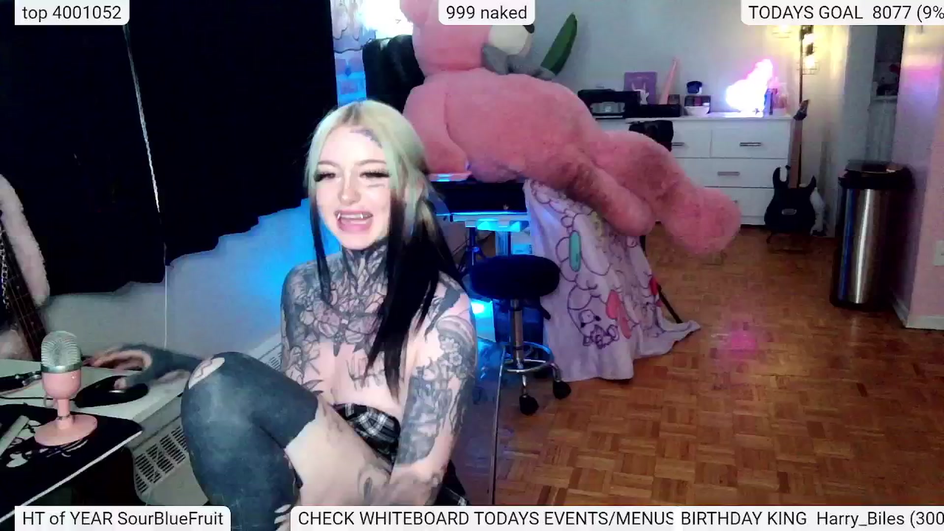 Gallery image thumbnail from BIRTHDAYBAMBI's myfreecams stream on, 07/01/2024, 23:13 image 1 of 20