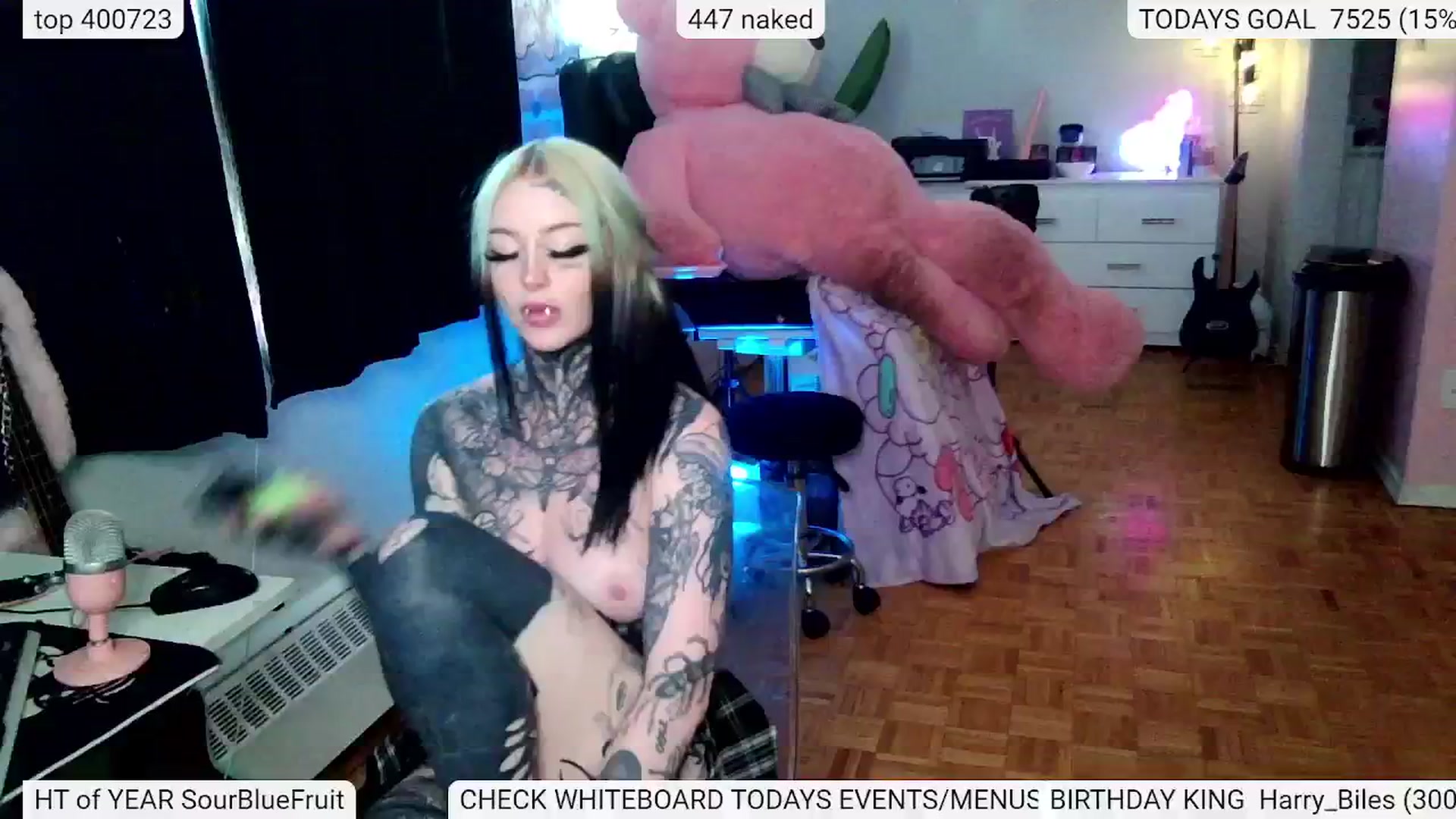 Gallery image thumbnail from BIRTHDAYBAMBI's myfreecams stream on, 07/01/2024, 23:13 image 15 of 20