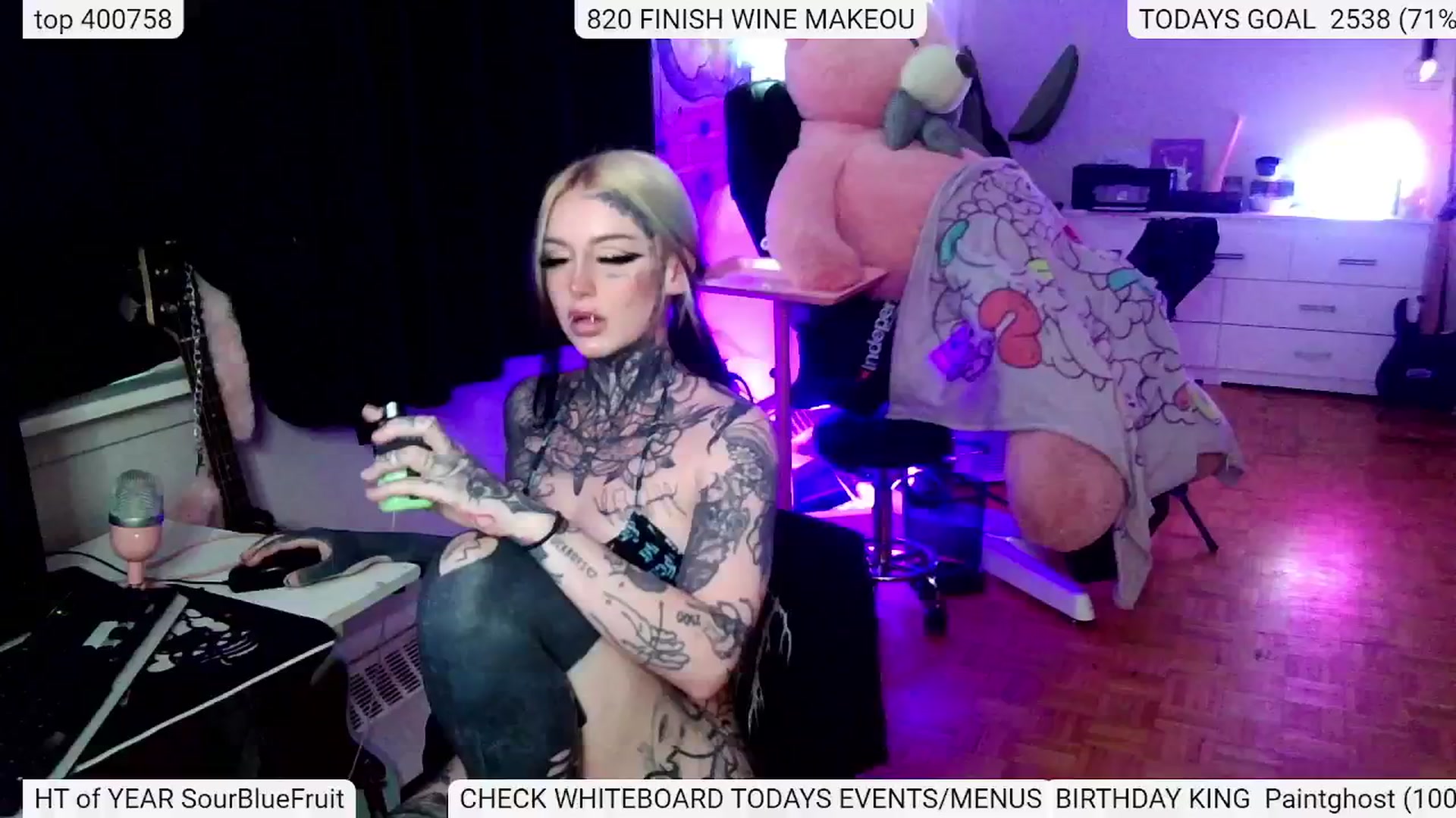 Gallery image thumbnail from BIRTHDAYBAMBI's myfreecams stream on, 07/04/2024, 01:58 image 3 of 20
