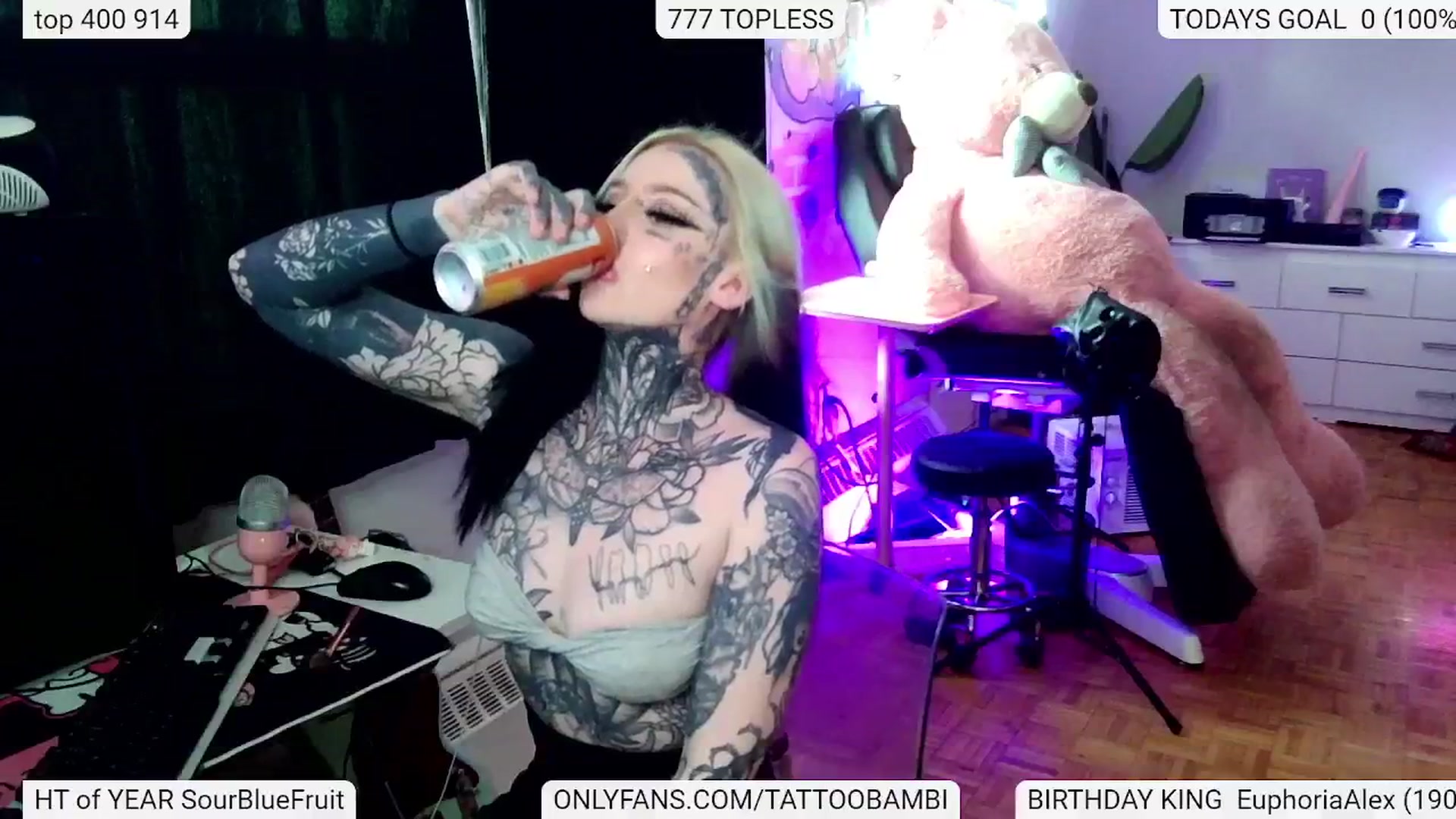 Gallery image thumbnail from BIRTHDAYBAMBI's myfreecams stream on, 07/06/2024, 22:11 image 6 of 20