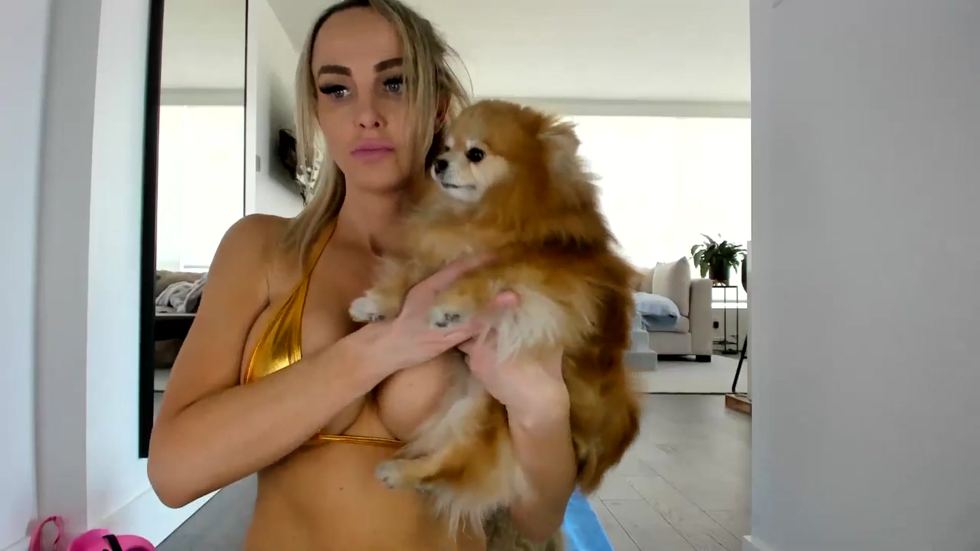 Gallery image thumbnail from BIRTHDAYBOOTS's myfreecams stream on, 04/18/2024, 21:50 image 7 of 20