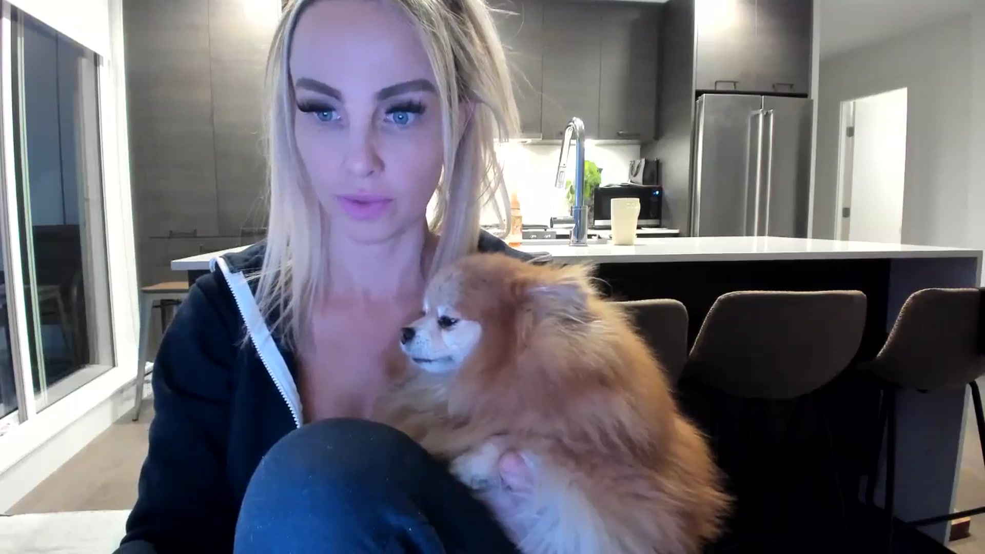 Gallery image thumbnail from BIRTHDAYBOOTS's myfreecams stream on, 04/19/2024, 04:08 image 5 of 20