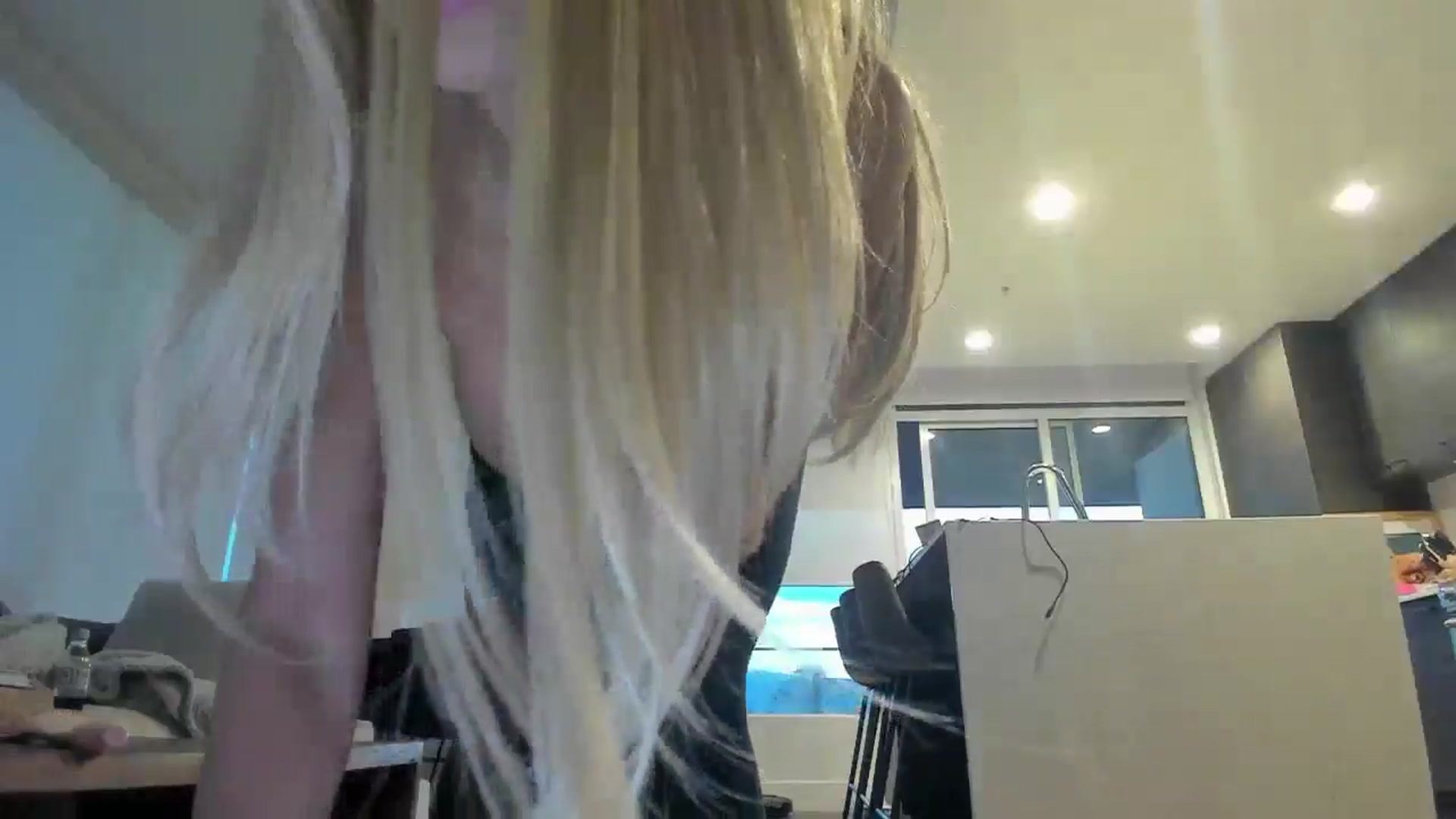 Gallery image thumbnail from BIRTHDAYBOOTS's myfreecams stream on, 04/02/2025, 03:20 image 5 of 20
