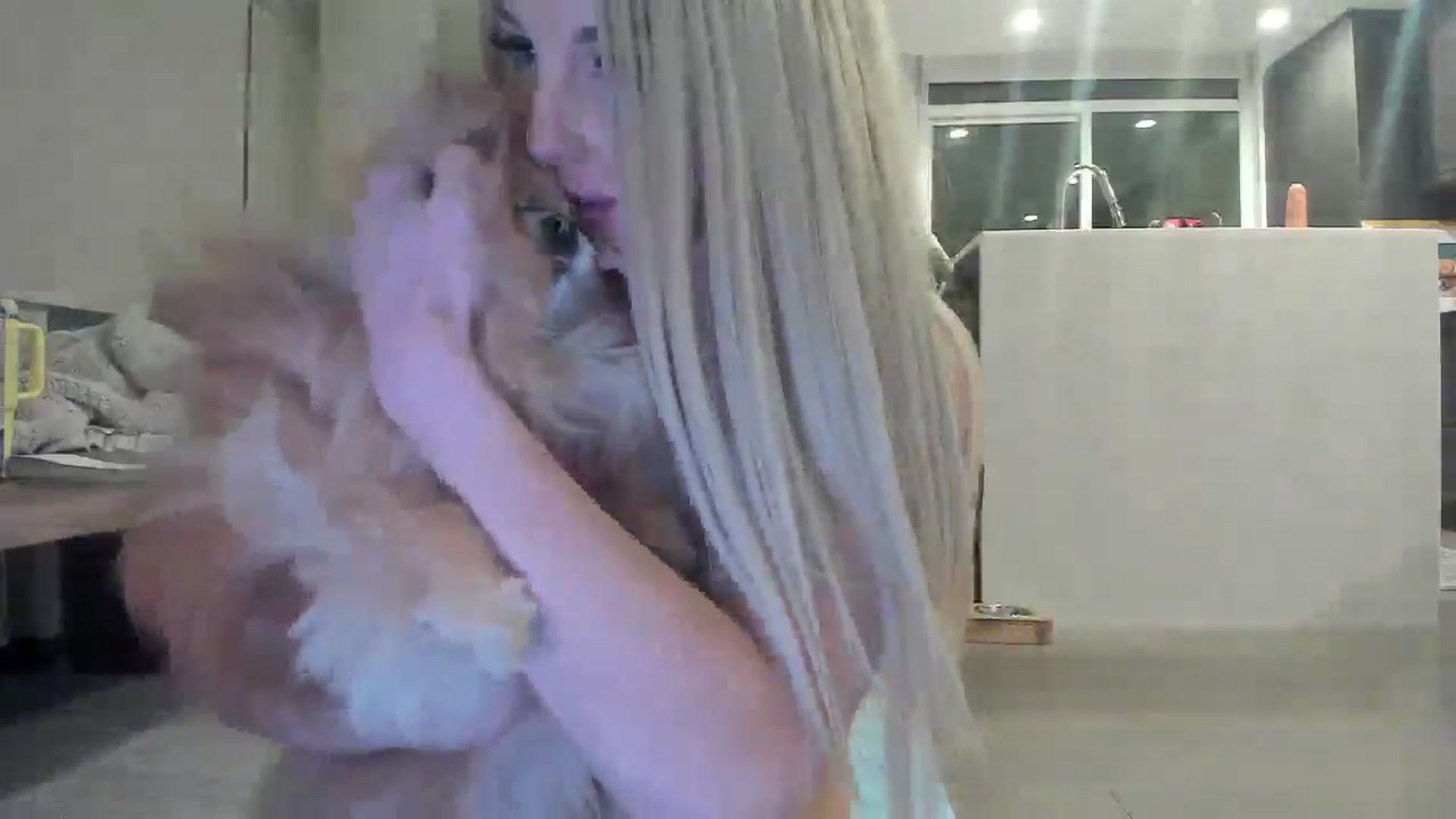 Gallery image thumbnail from BIRTHDAYBOOTS's myfreecams stream on, 04/13/2025, 04:13 image 20 of 20