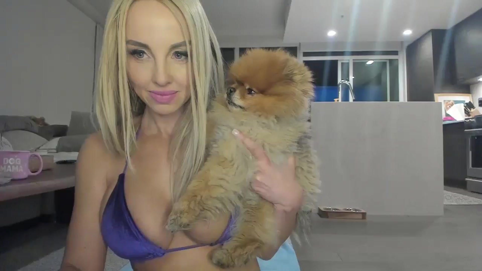Gallery image thumbnail from BIRTHDAYBOOTS's myfreecams stream on, 04/15/2025, 03:52 image 15 of 20