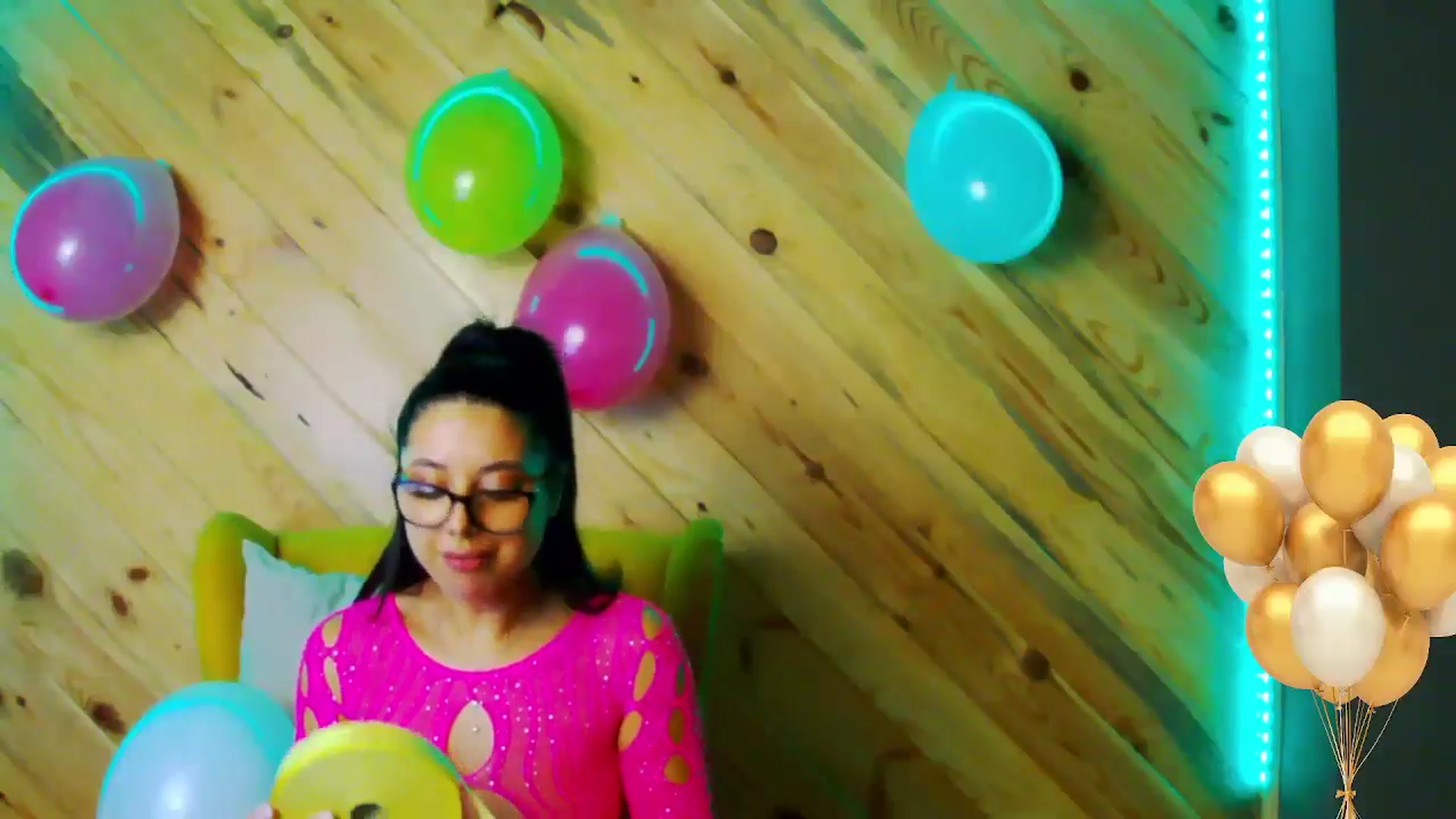 Gallery image thumbnail from BIRTHDAYMia's myfreecams stream on, 09/13/2024, 20:35 image 9 of 20