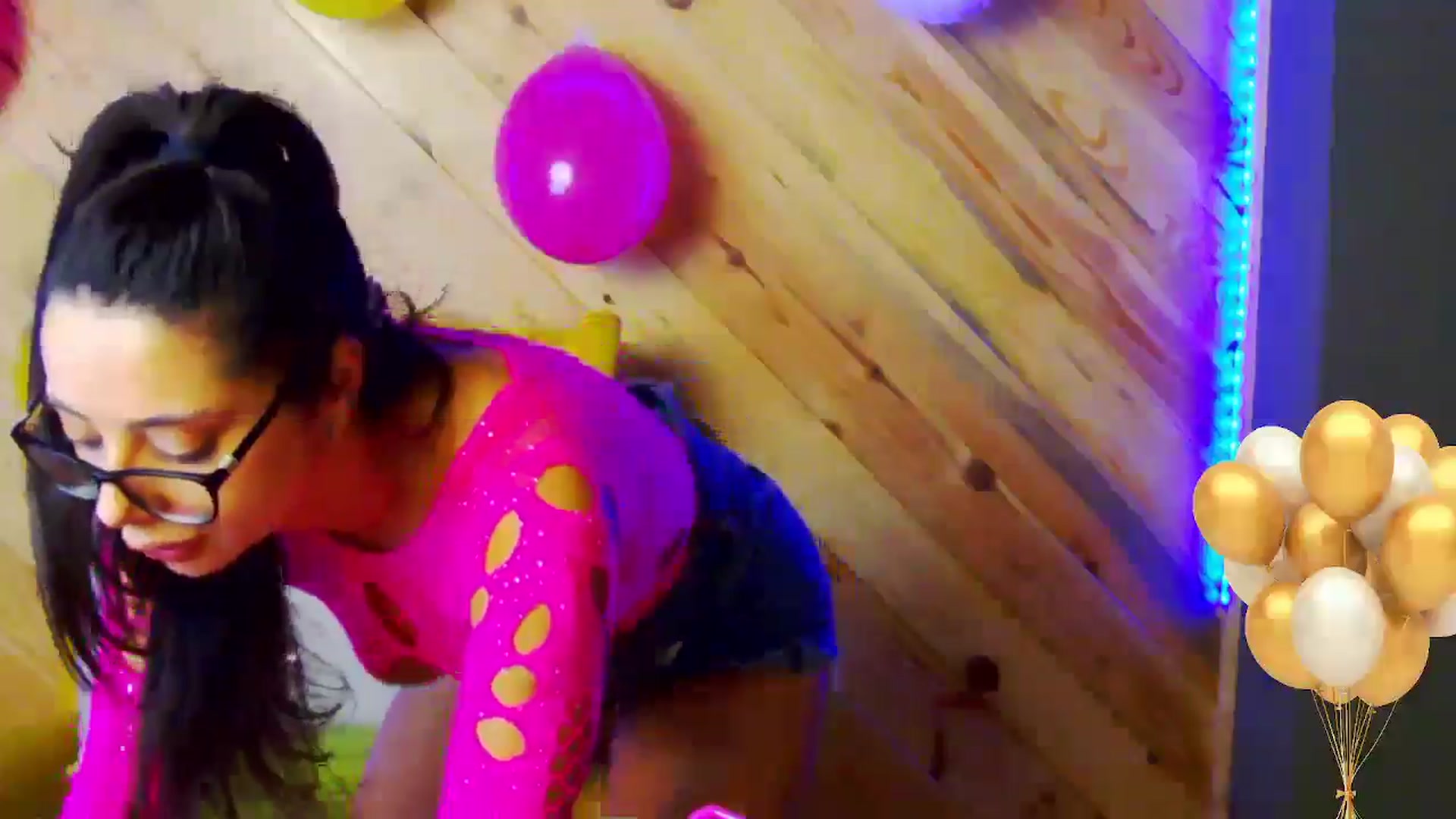Gallery image thumbnail from BIRTHDAYMia's myfreecams stream on, 09/13/2024, 20:35 image 16 of 20