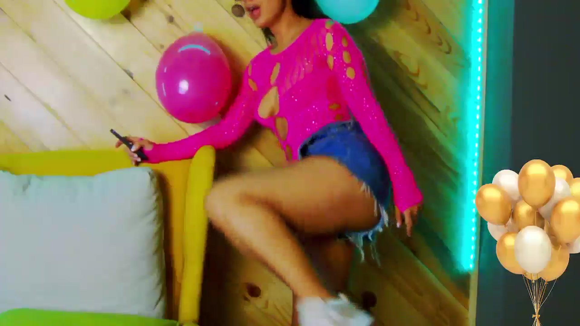 Gallery image thumbnail from BIRTHDAYMia's myfreecams stream on, 09/13/2024, 20:35 image 14 of 20