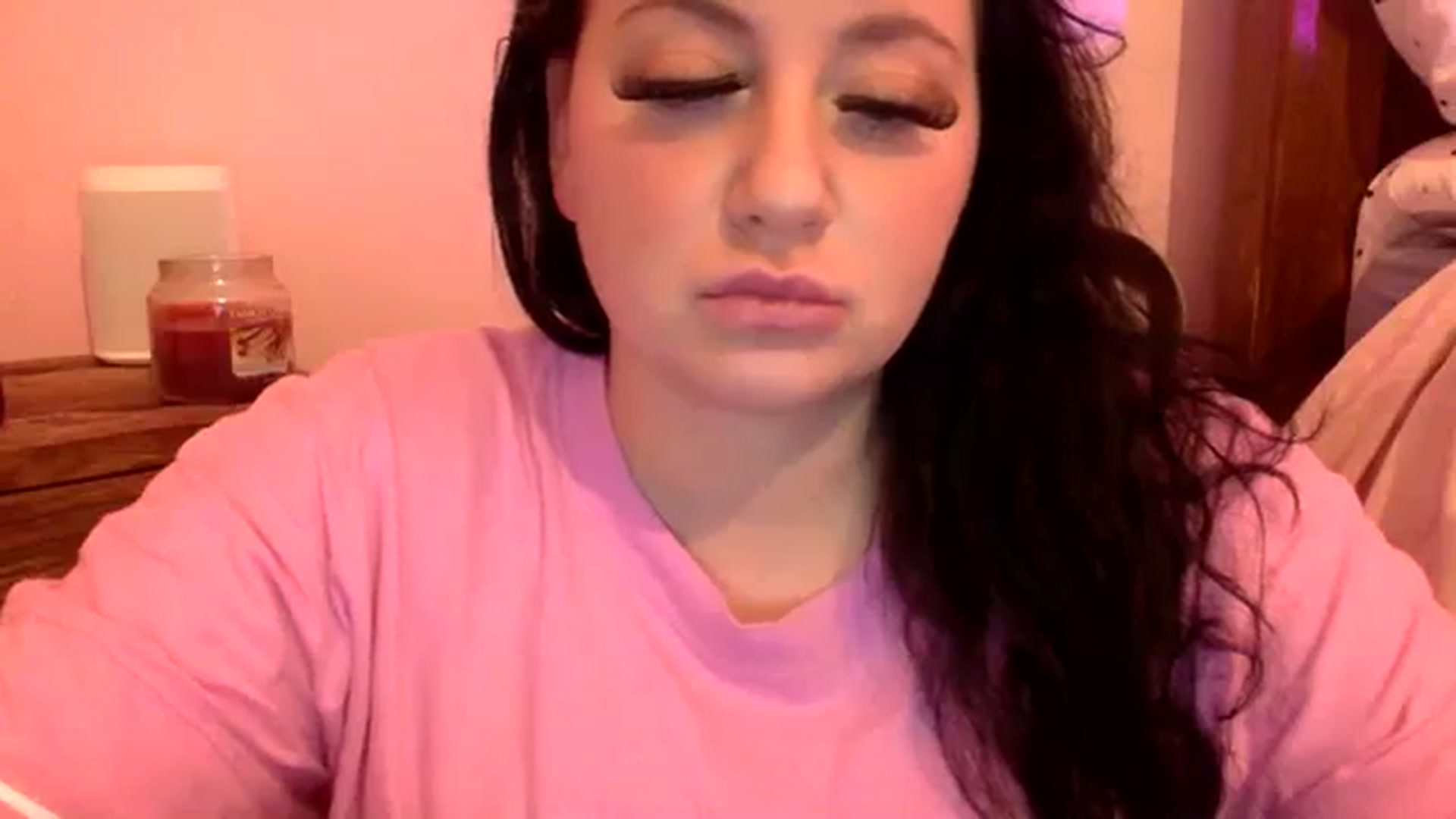 Gallery image thumbnail from BIRTHDAYPANDA's myfreecams stream on, 11/19/2023, 17:15 image 9 of 20
