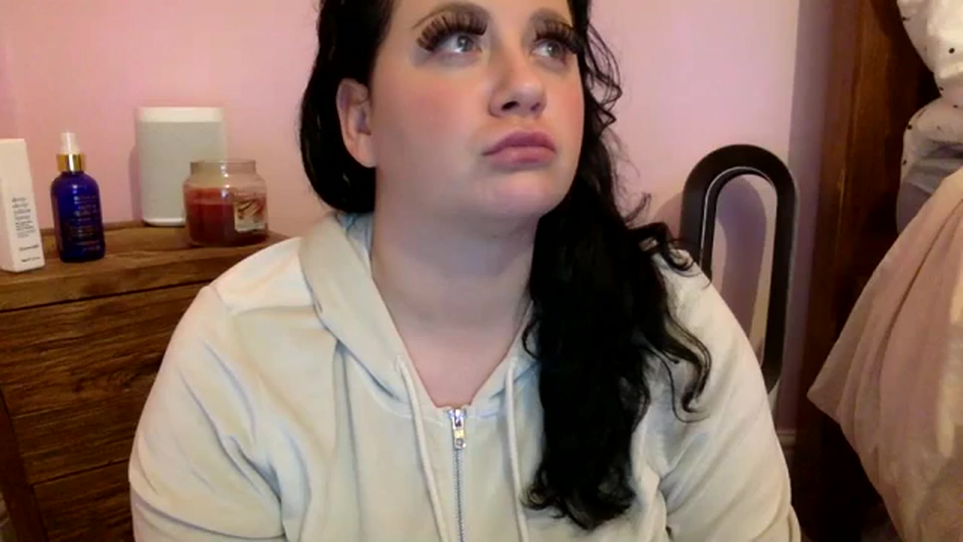 Gallery image thumbnail from BIRTHDAYPANDA's myfreecams stream on, 11/19/2023, 20:48 image 7 of 20