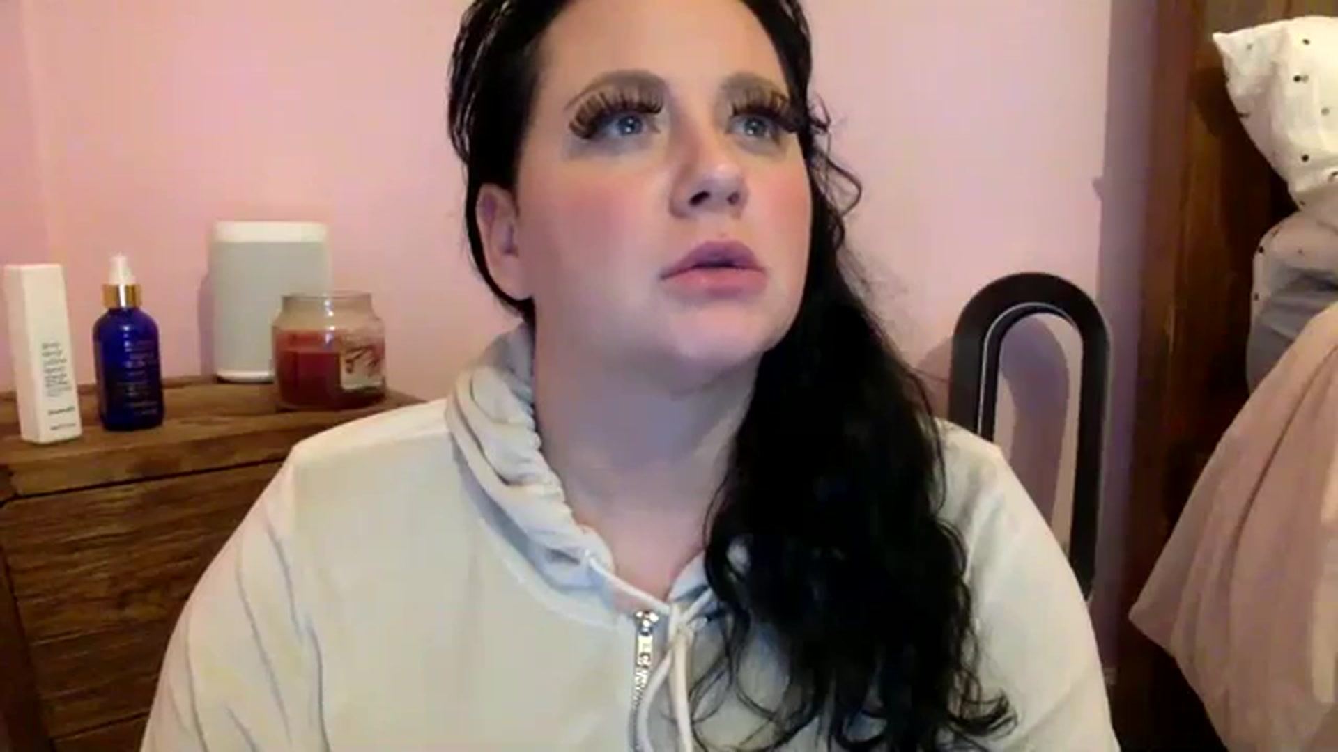 Gallery image thumbnail from BIRTHDAYPANDA's myfreecams stream on, 11/19/2023, 21:25 image 4 of 20