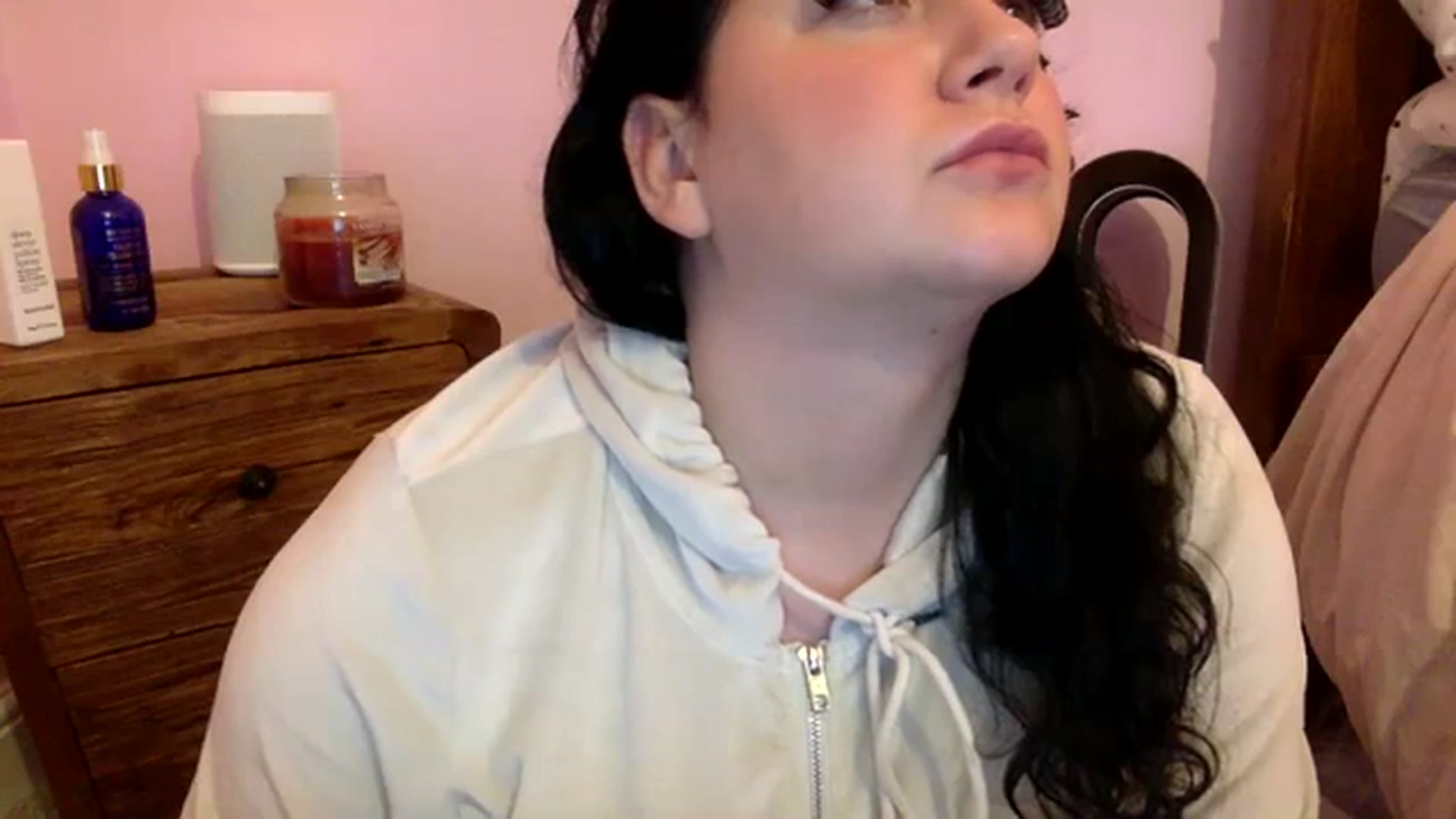 Gallery image thumbnail from BIRTHDAYPANDA's myfreecams stream on, 11/19/2023, 21:25 image 15 of 20