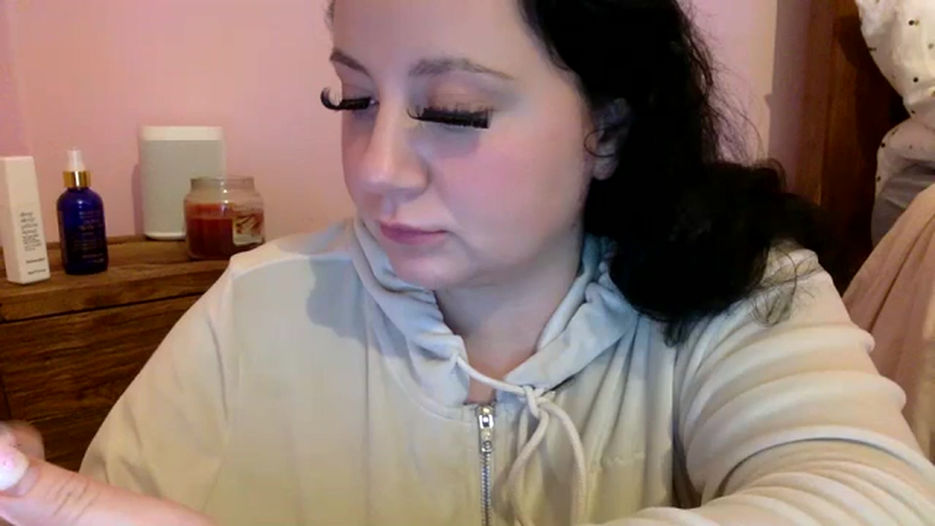 Gallery image thumbnail from BIRTHDAYPANDA's myfreecams stream on, 11/19/2023, 21:25 image 10 of 20
