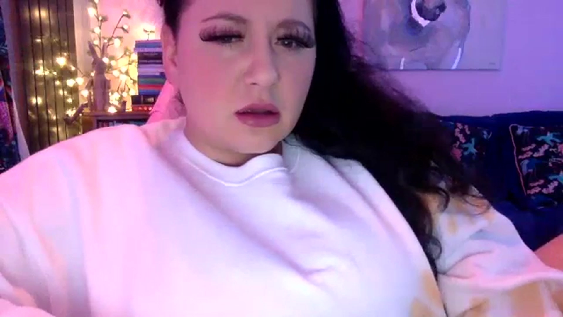 Gallery image thumbnail from BIRTHDAYPANDA's myfreecams stream on, 11/26/2023, 02:19 image 3 of 20
