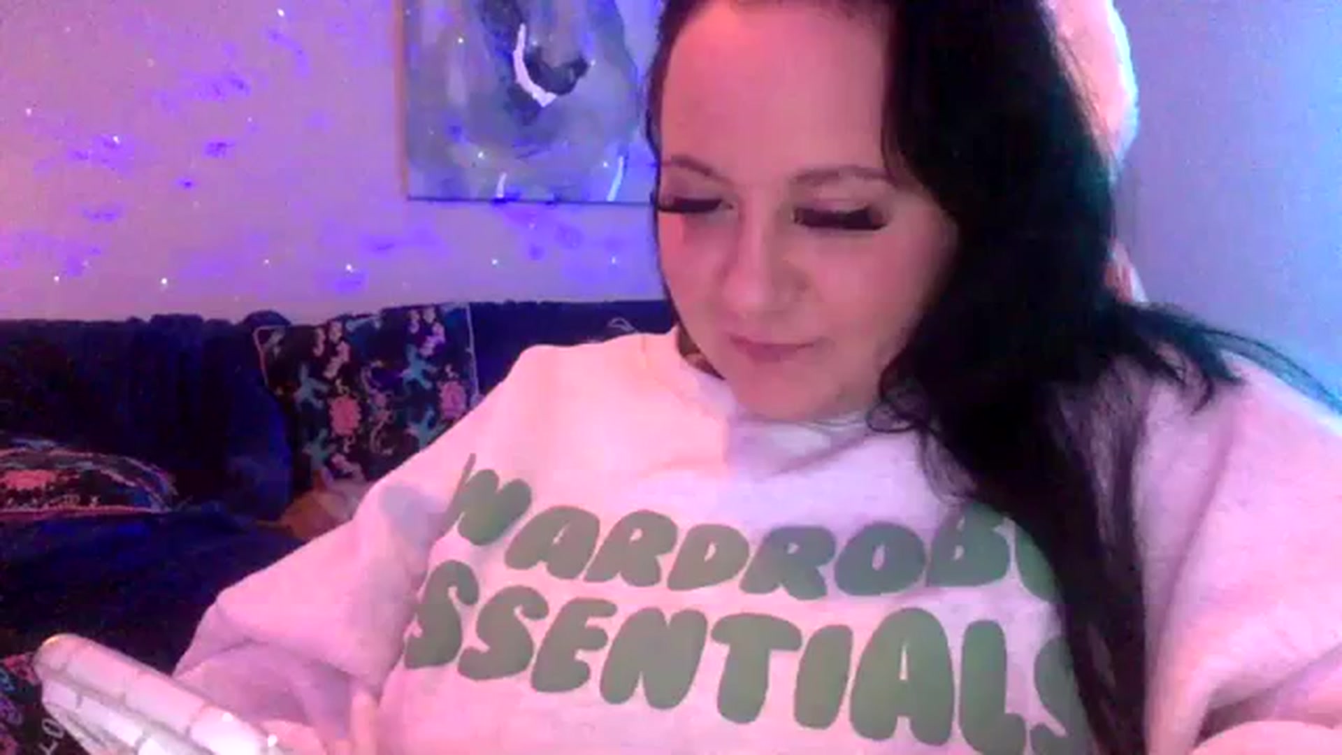 Gallery image thumbnail from BIRTHDAYPANDA's myfreecams stream on, 11/27/2023, 04:37 image 18 of 20
