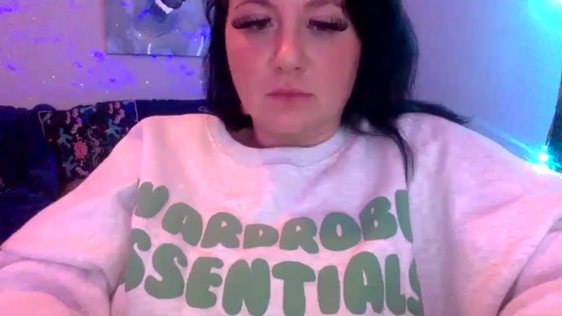 Gallery image thumbnail from BIRTHDAYPANDA's myfreecams stream on, 11/27/2023, 04:37 image 19 of 20