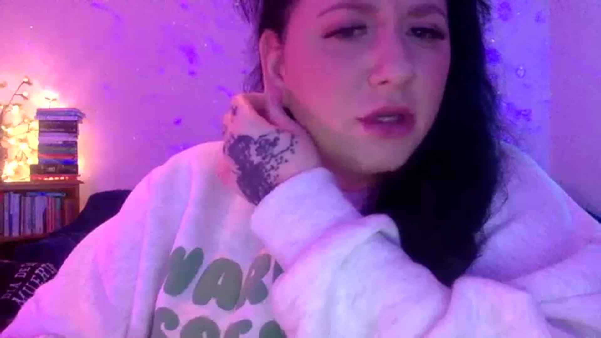 Gallery image thumbnail from BIRTHDAYPANDA's myfreecams stream on, 11/28/2023, 24:00 image 5 of 20