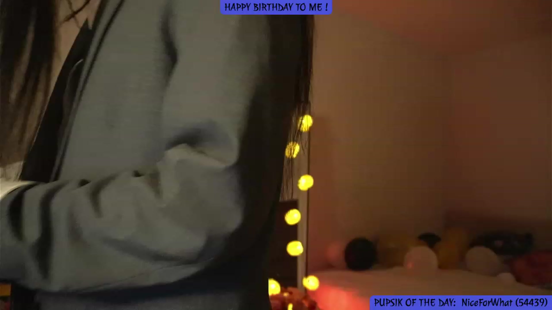 Gallery image thumbnail from BIRTHDAY_7's myfreecams stream on, 08/08/2023, 06:50 image 6 of 20