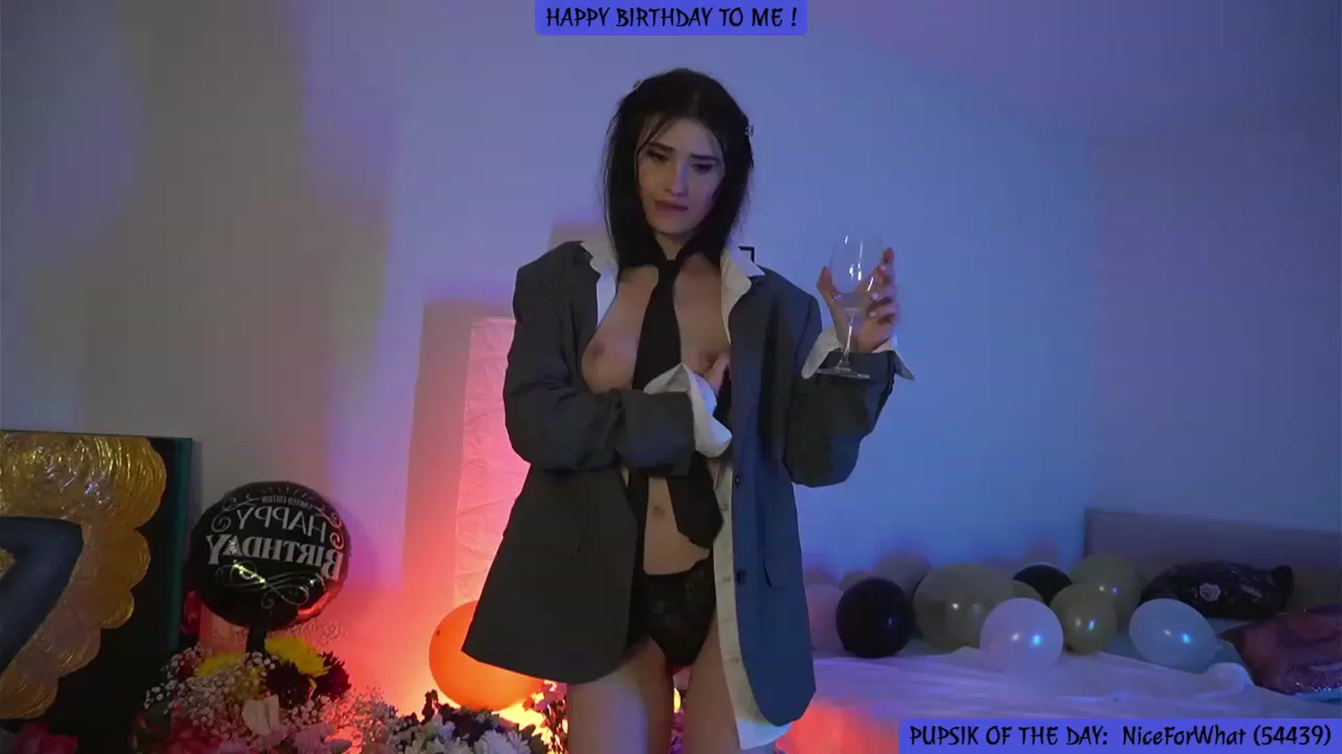 Gallery image thumbnail from BIRTHDAY_7's myfreecams stream on, 08/08/2023, 06:50 image 2 of 20