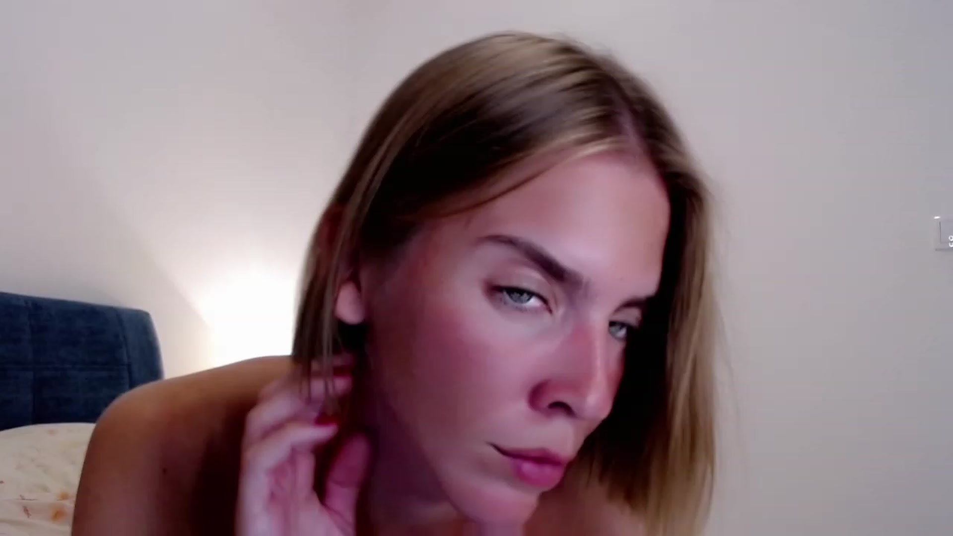 Gallery image thumbnail from BLUE_BIRD__'s myfreecams stream on, 09/18/2023, 18:37 image 2 of 20