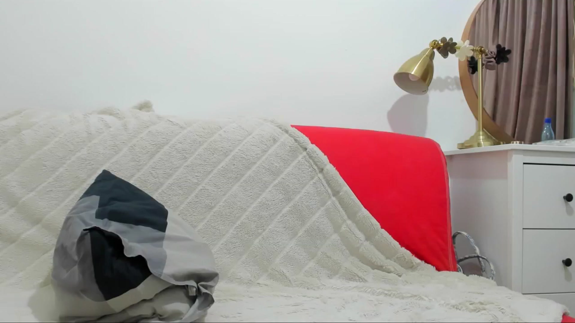Gallery image thumbnail from BOMBSHELL___'s myfreecams stream on, 10/22/2024, 23:37 image 13 of 20