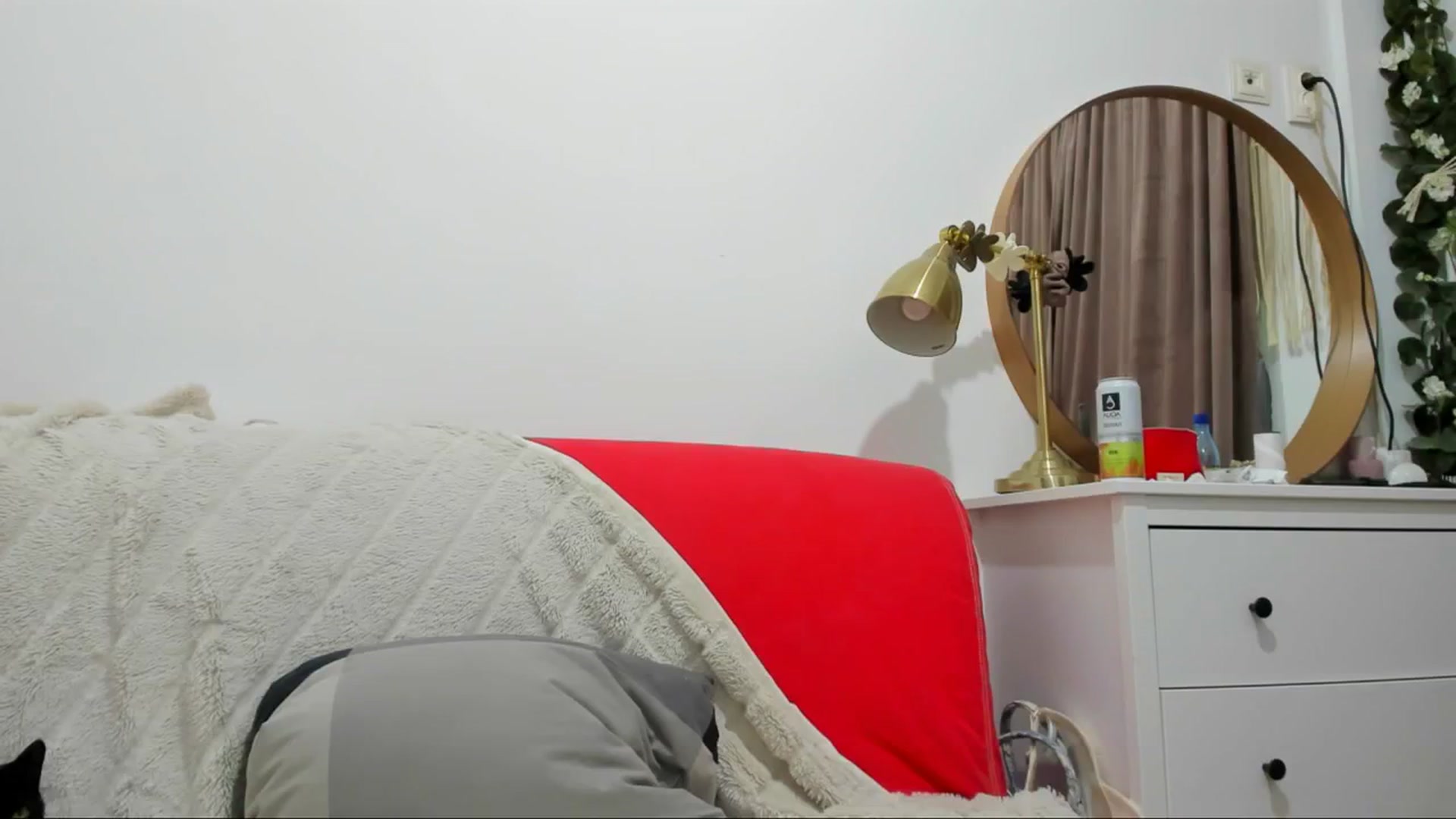 Gallery image thumbnail from BOMBSHELL___'s myfreecams stream on, 10/27/2024, 23:29 image 10 of 20