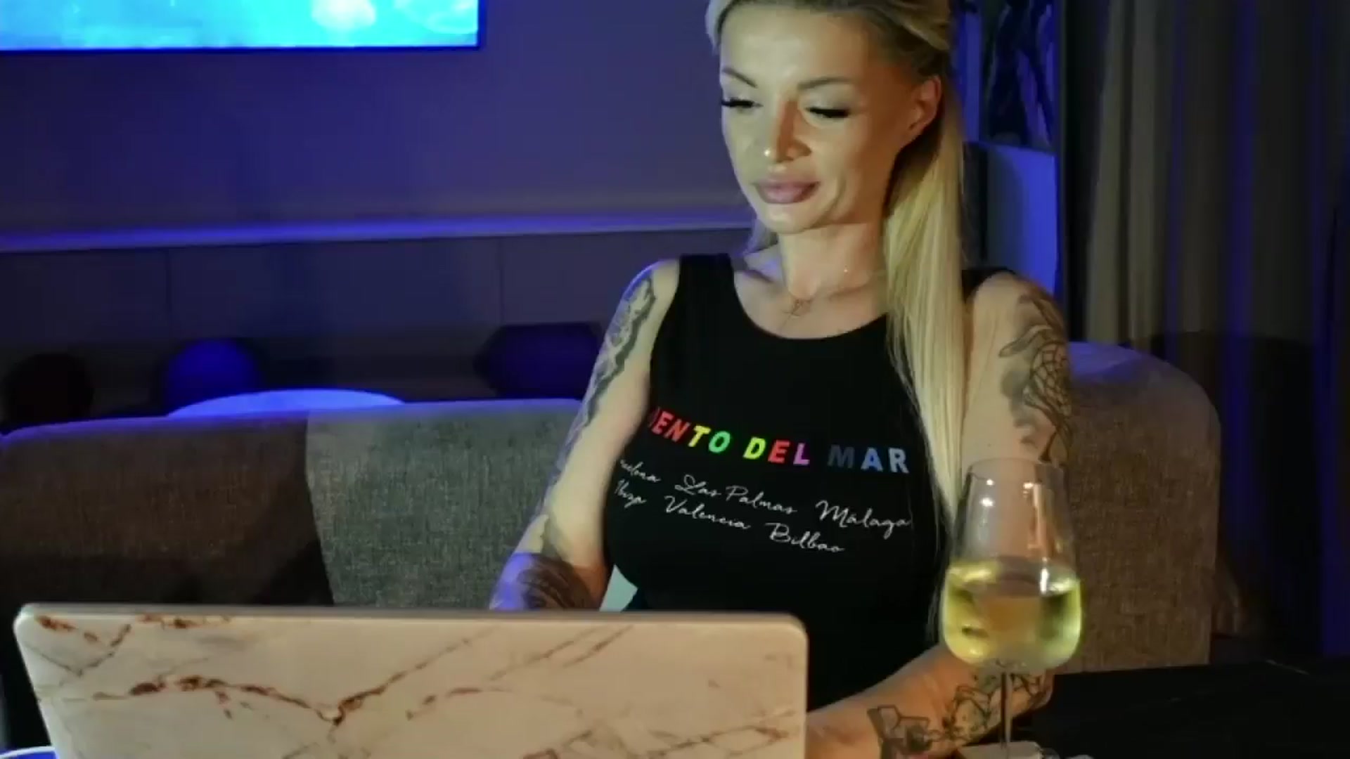 Gallery image thumbnail from BOO_D's myfreecams stream on, 06/02/2025, 20:15 image 18 of 20