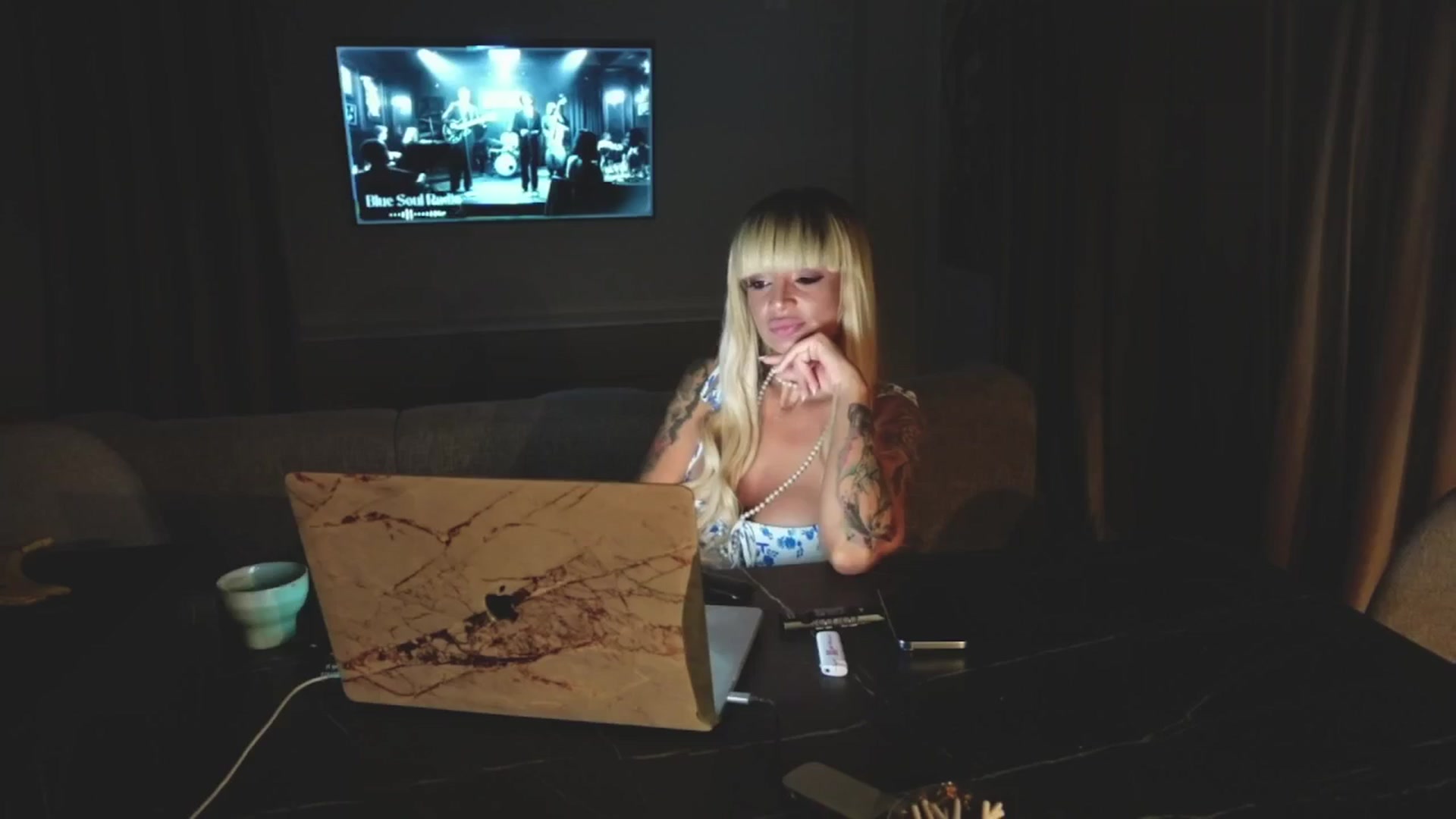 Gallery image thumbnail from BOO_D's myfreecams stream on, 08/20/2025, 24:02 image 18 of 20