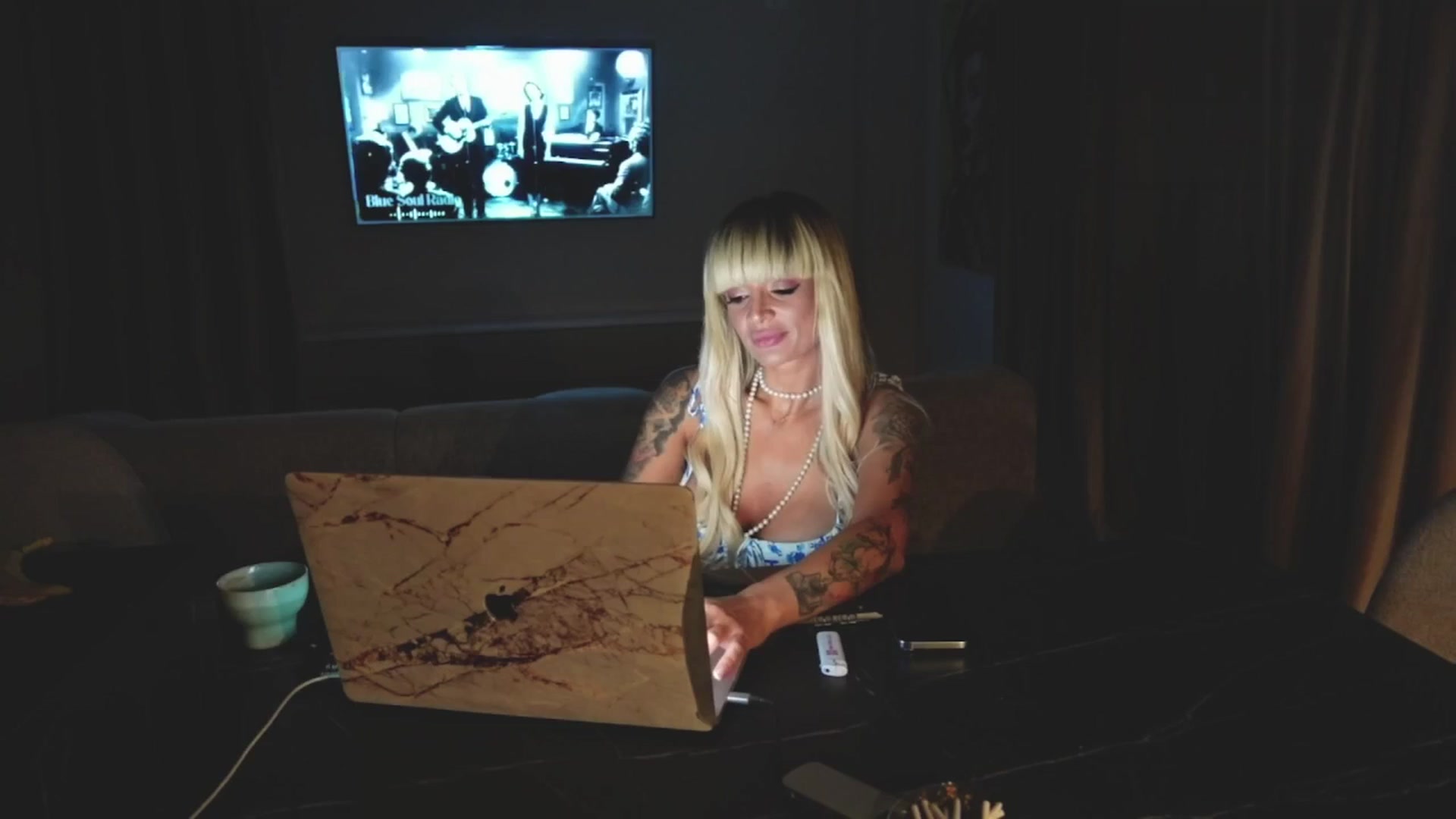Gallery image thumbnail from BOO_D's myfreecams stream on, 08/20/2025, 24:02 image 17 of 20
