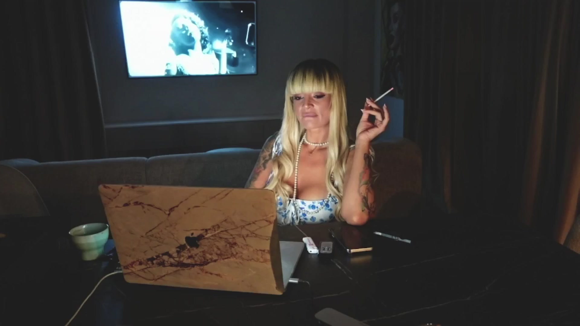 Gallery image thumbnail from BOO_D's myfreecams stream on, 08/20/2025, 24:02 image 7 of 20