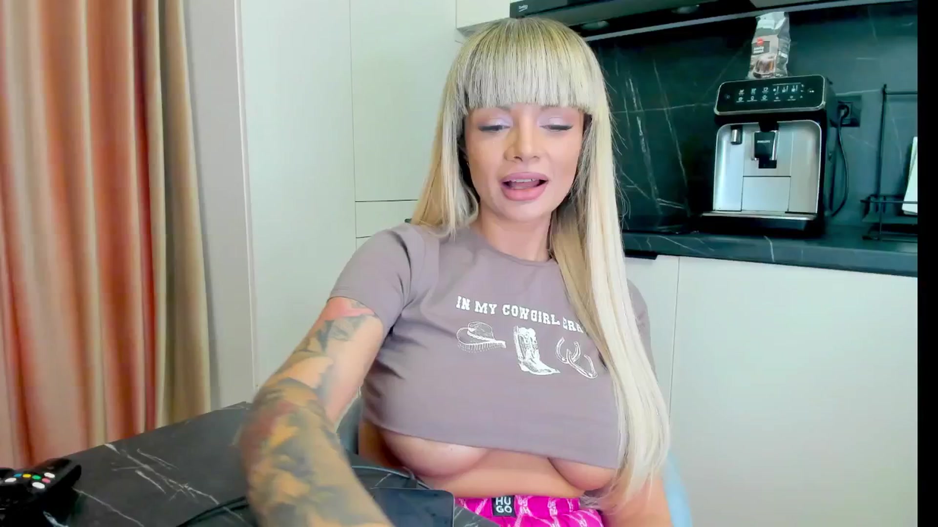 Gallery image thumbnail from BOO_D's myfreecams stream on, 10/22/2025, 06:37 image 18 of 20