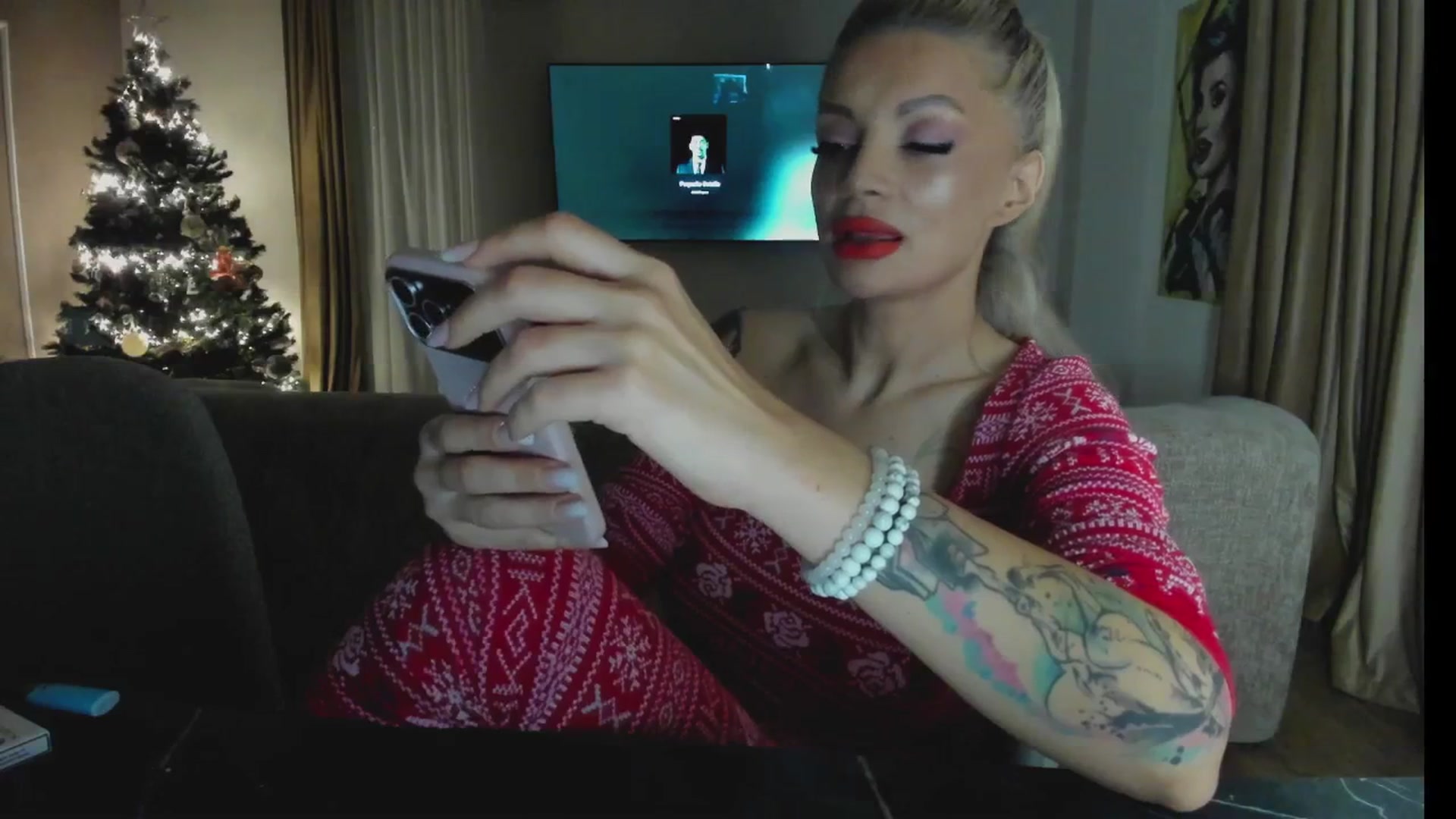 Gallery image thumbnail from BOO_D's myfreecams stream on, 12/11/2025, 17:49 image 20 of 20