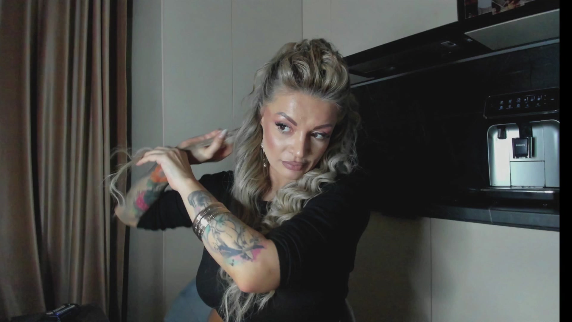 Gallery image thumbnail from BOO_D's myfreecams stream on, 12/30/2025, 21:28 image 18 of 20